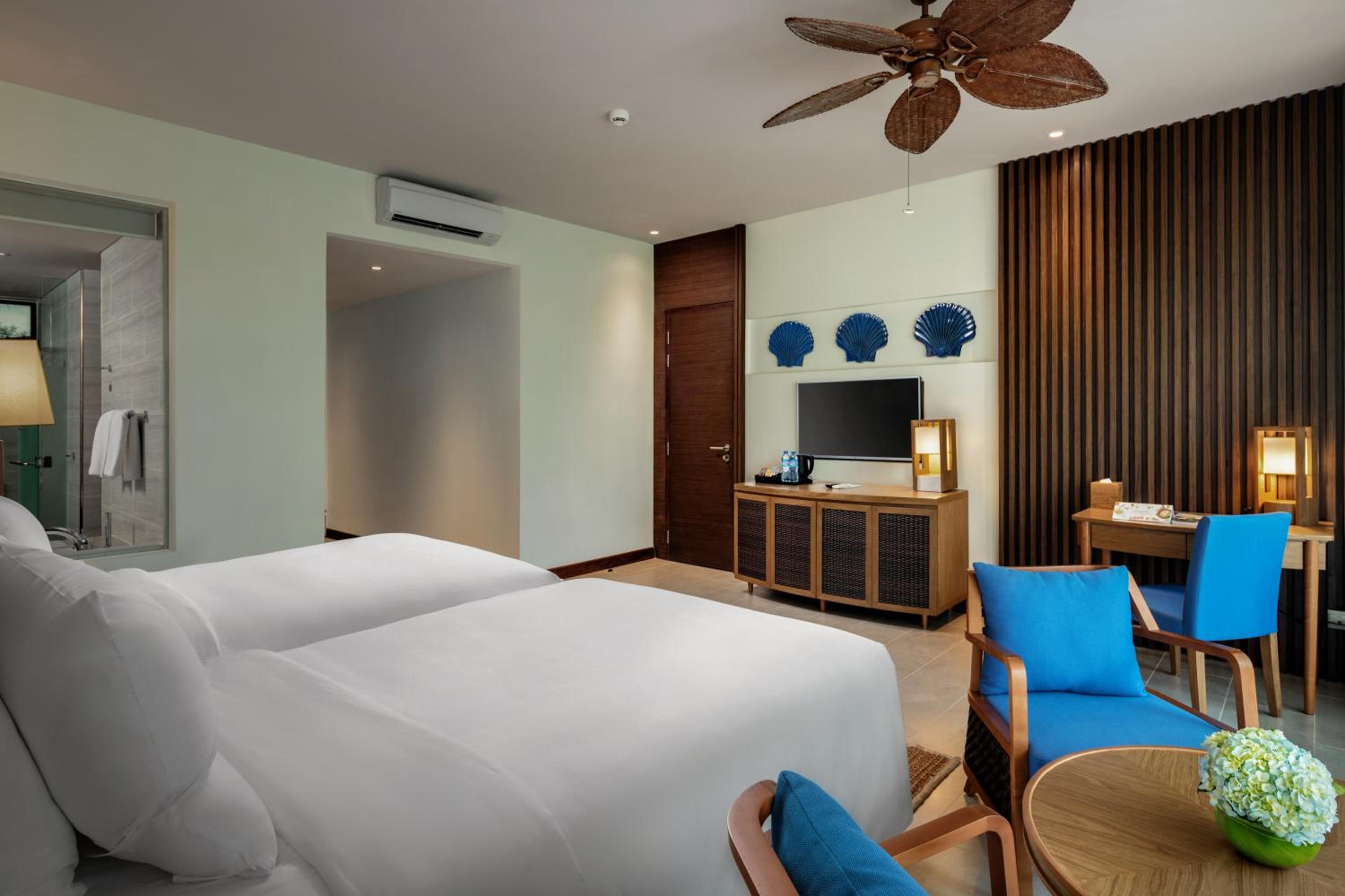 Deluxe Twin Room photo 2