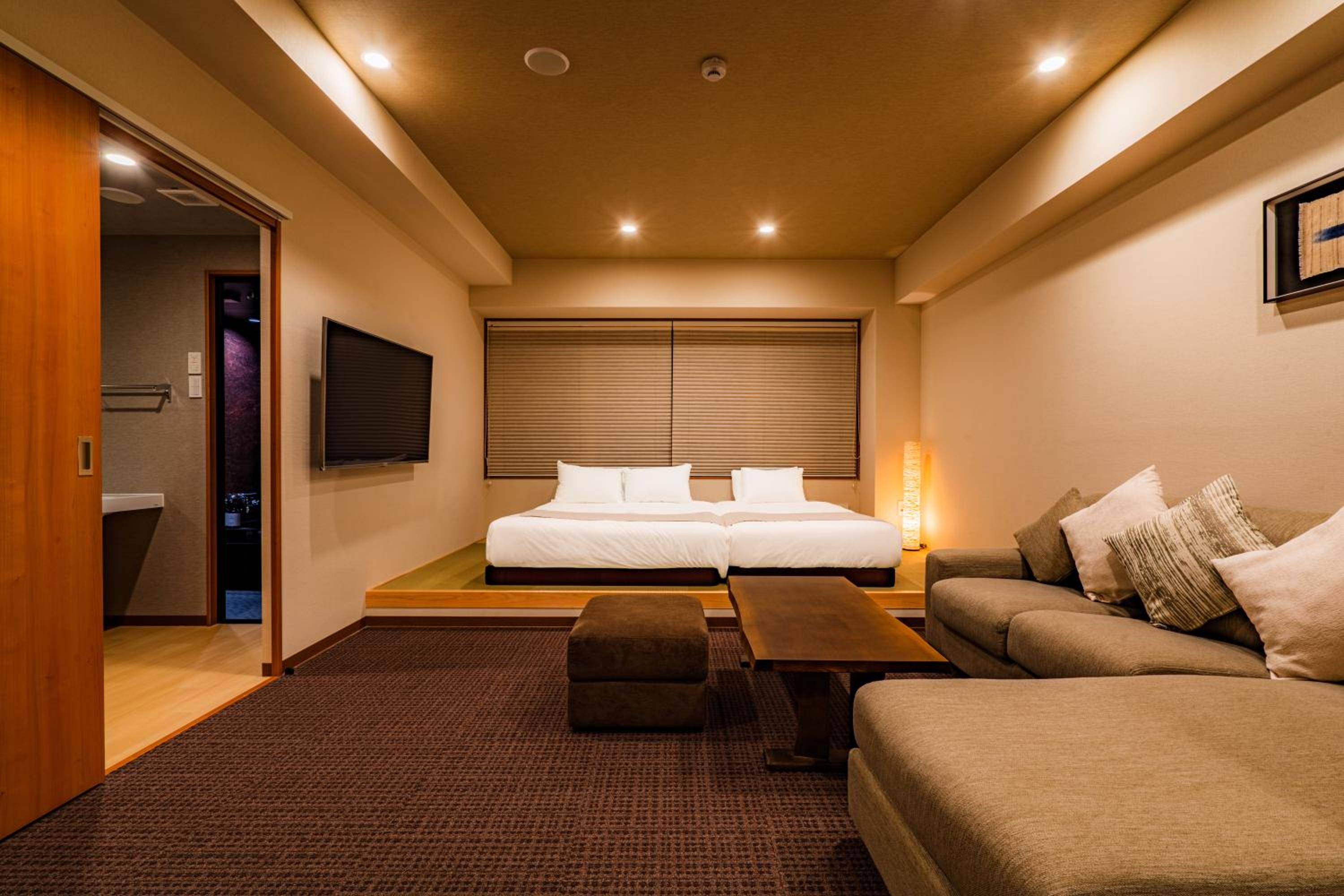 Deluxe Triple Room - Photo 1