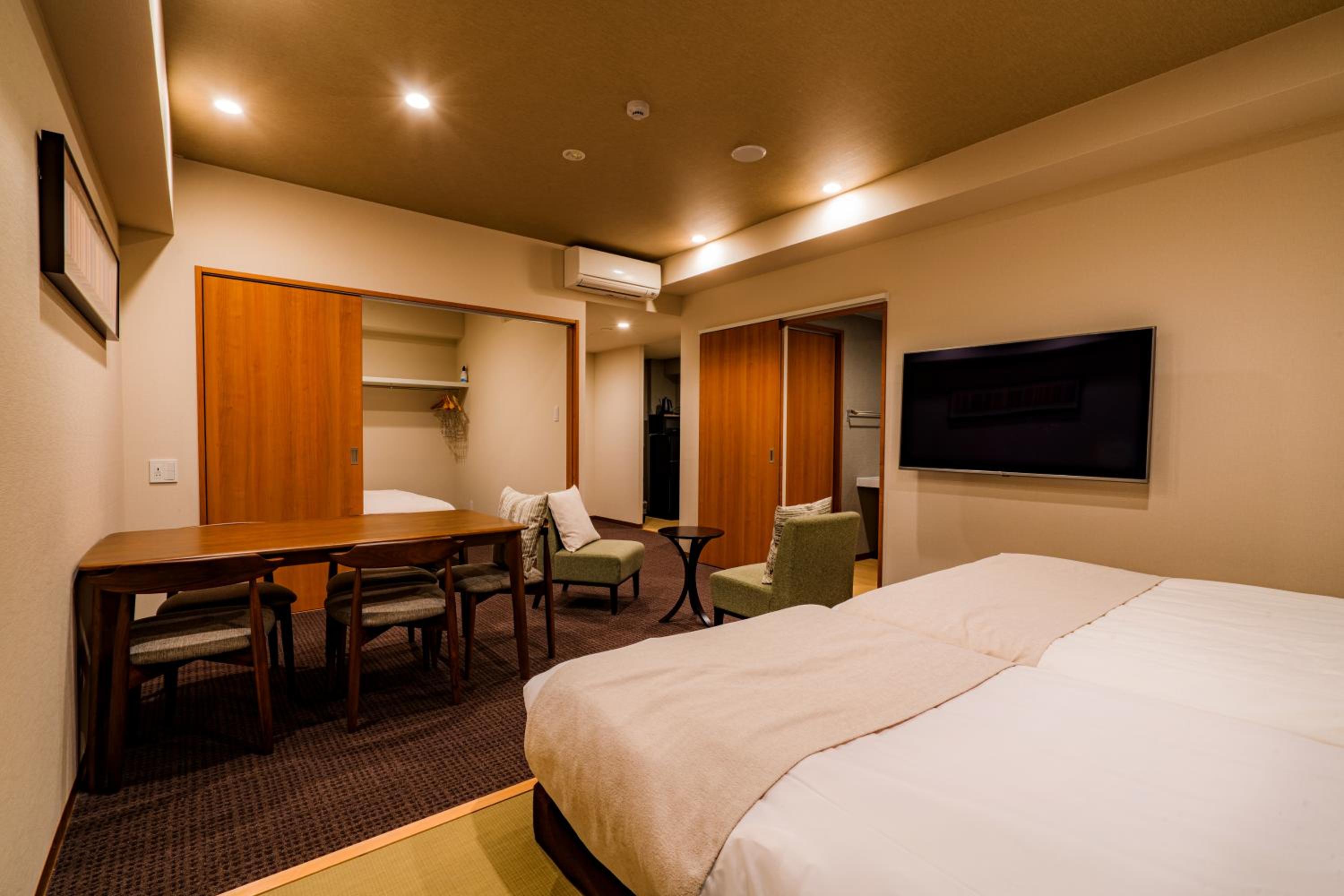 Executive Triple Room - Photo 8