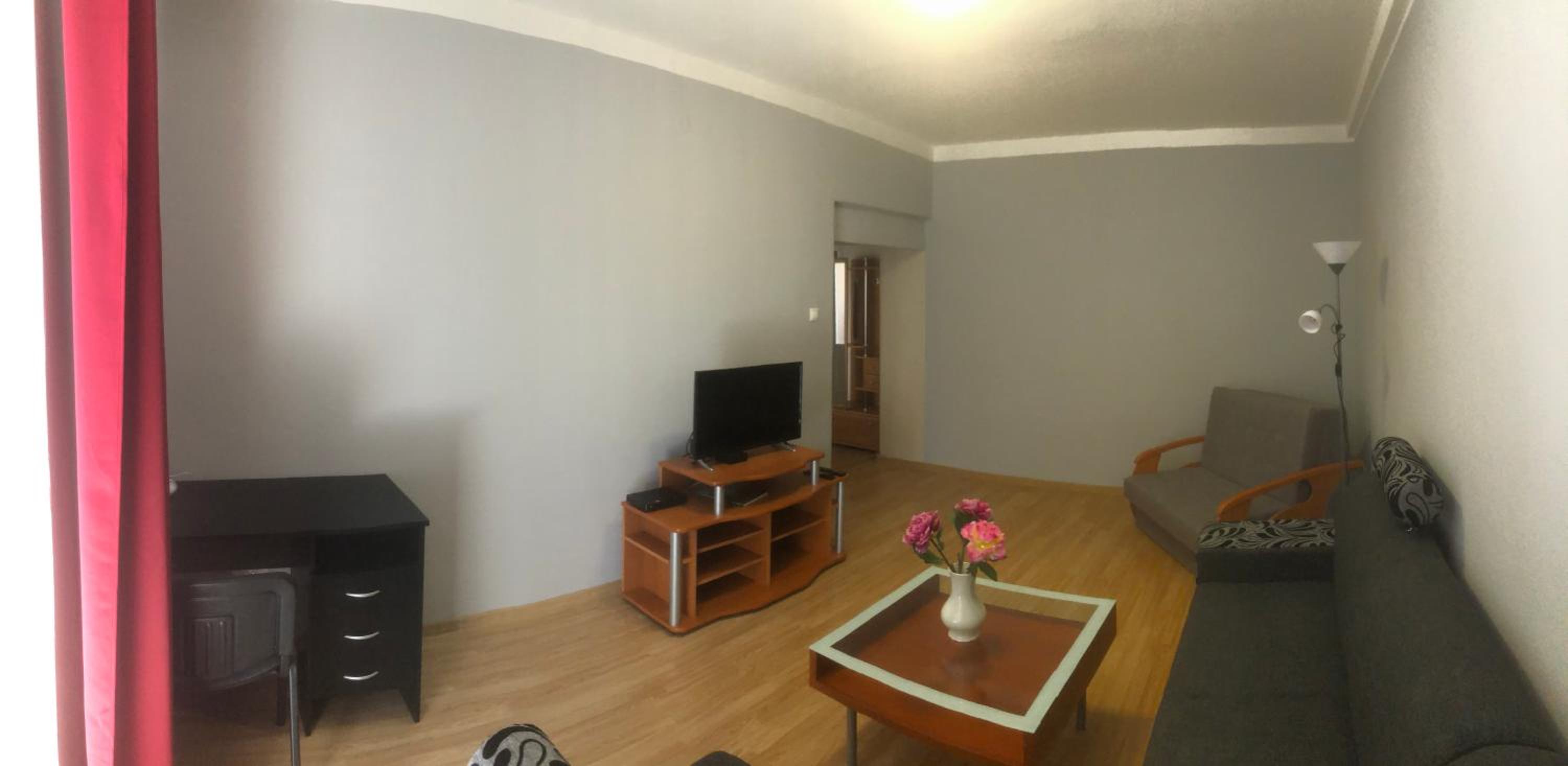 One-Bedroom Apartment photo 3