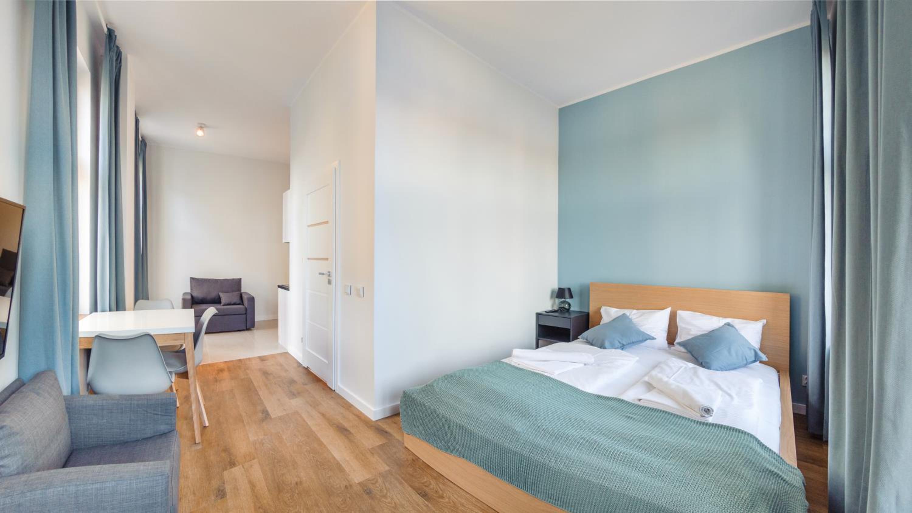 Studio Apartment