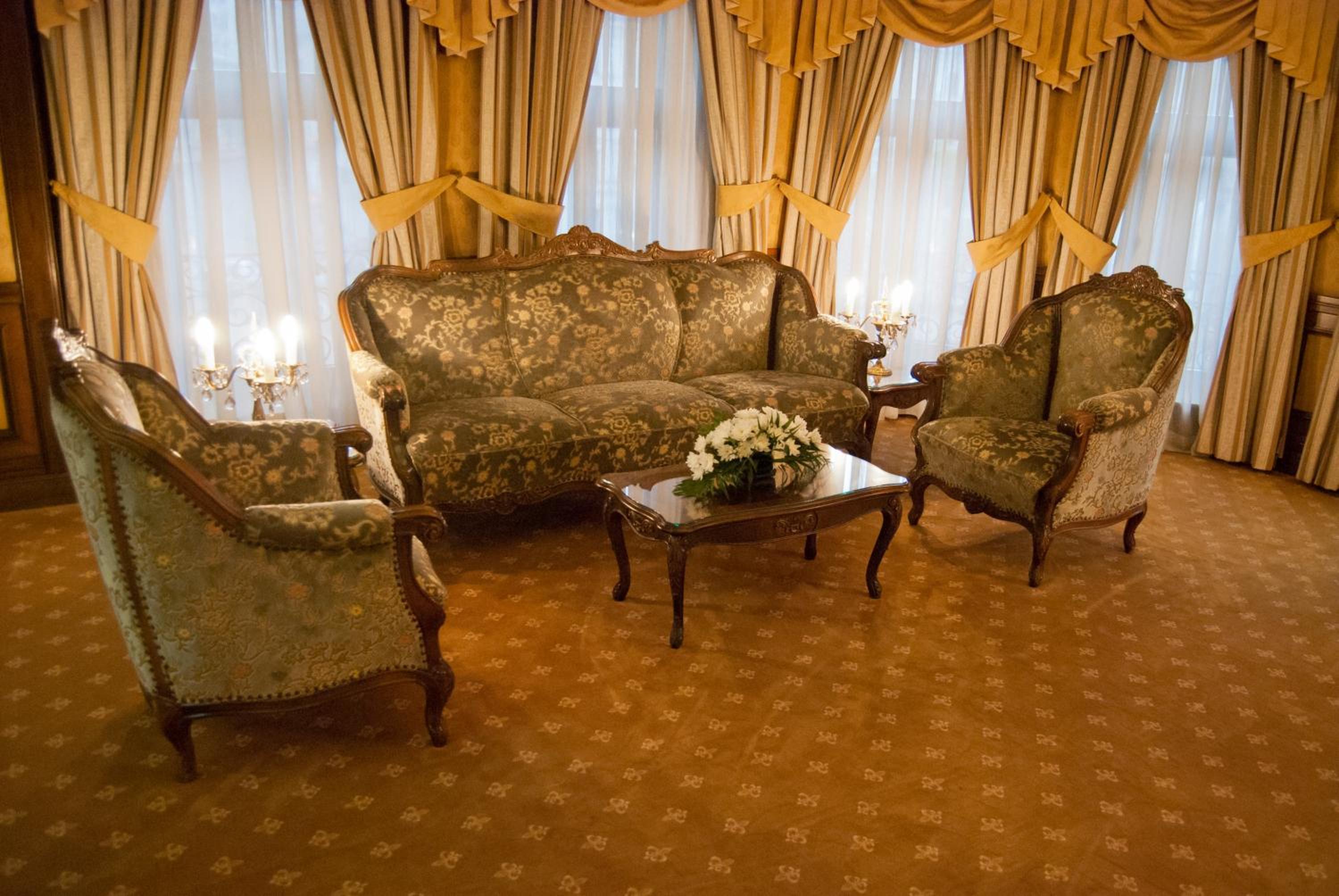 Presidential Suite photo 2