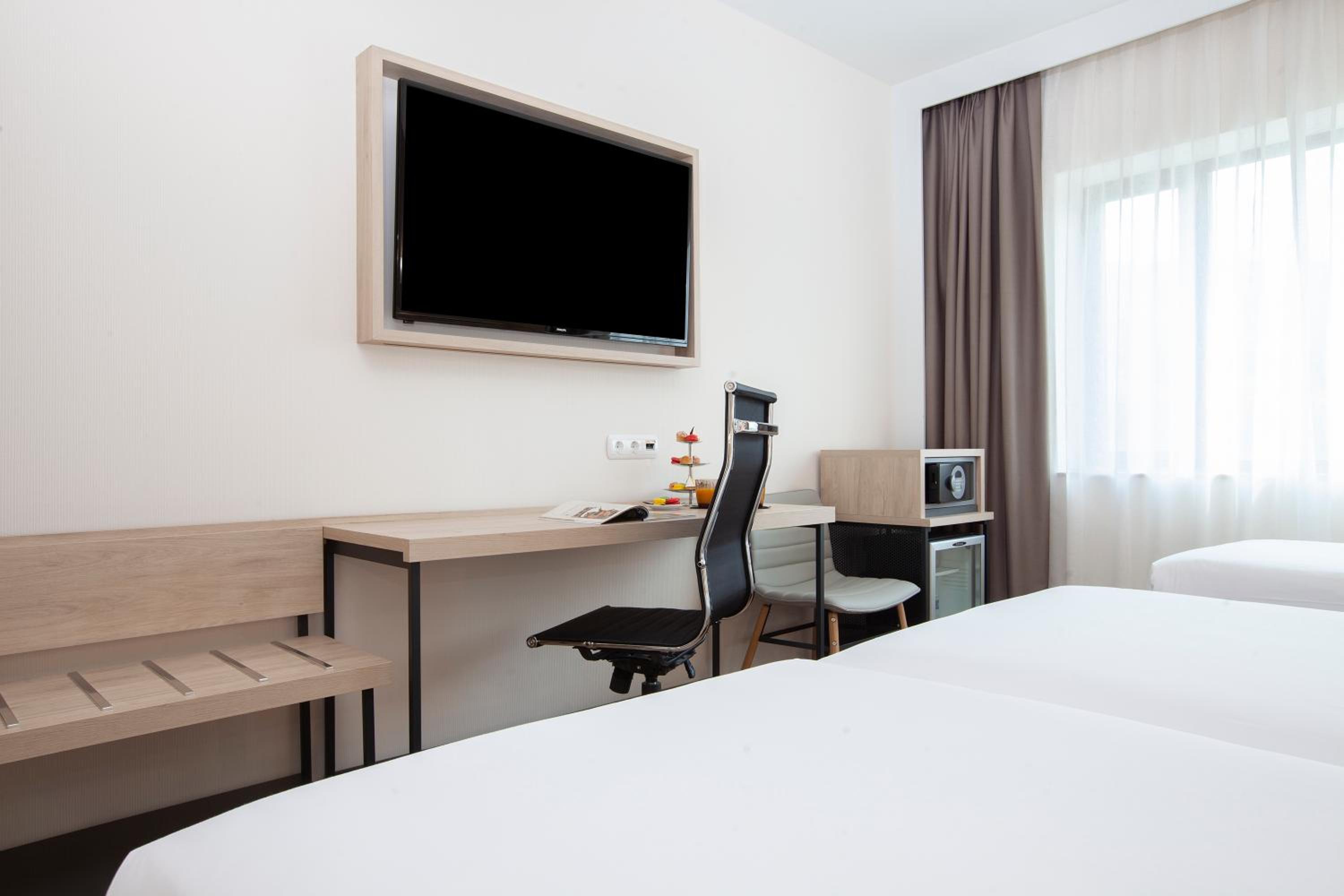 Triple Room - Photo 9