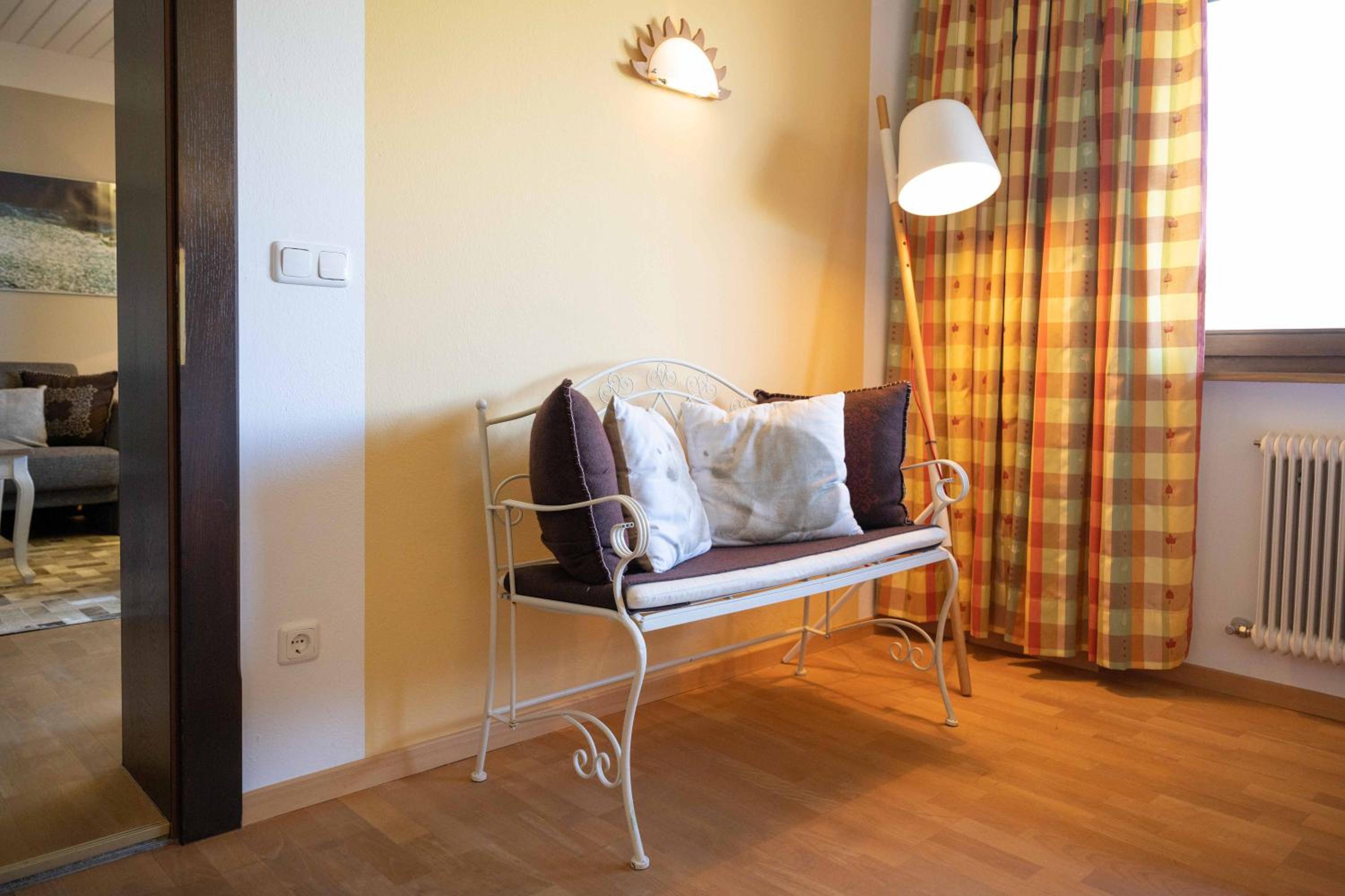 Superior Suite - Photo 10