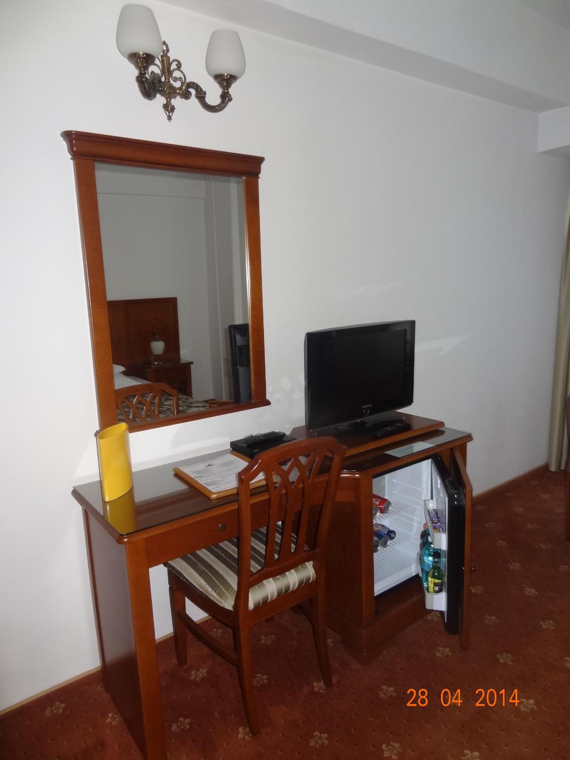 Twin Room - Photo 4