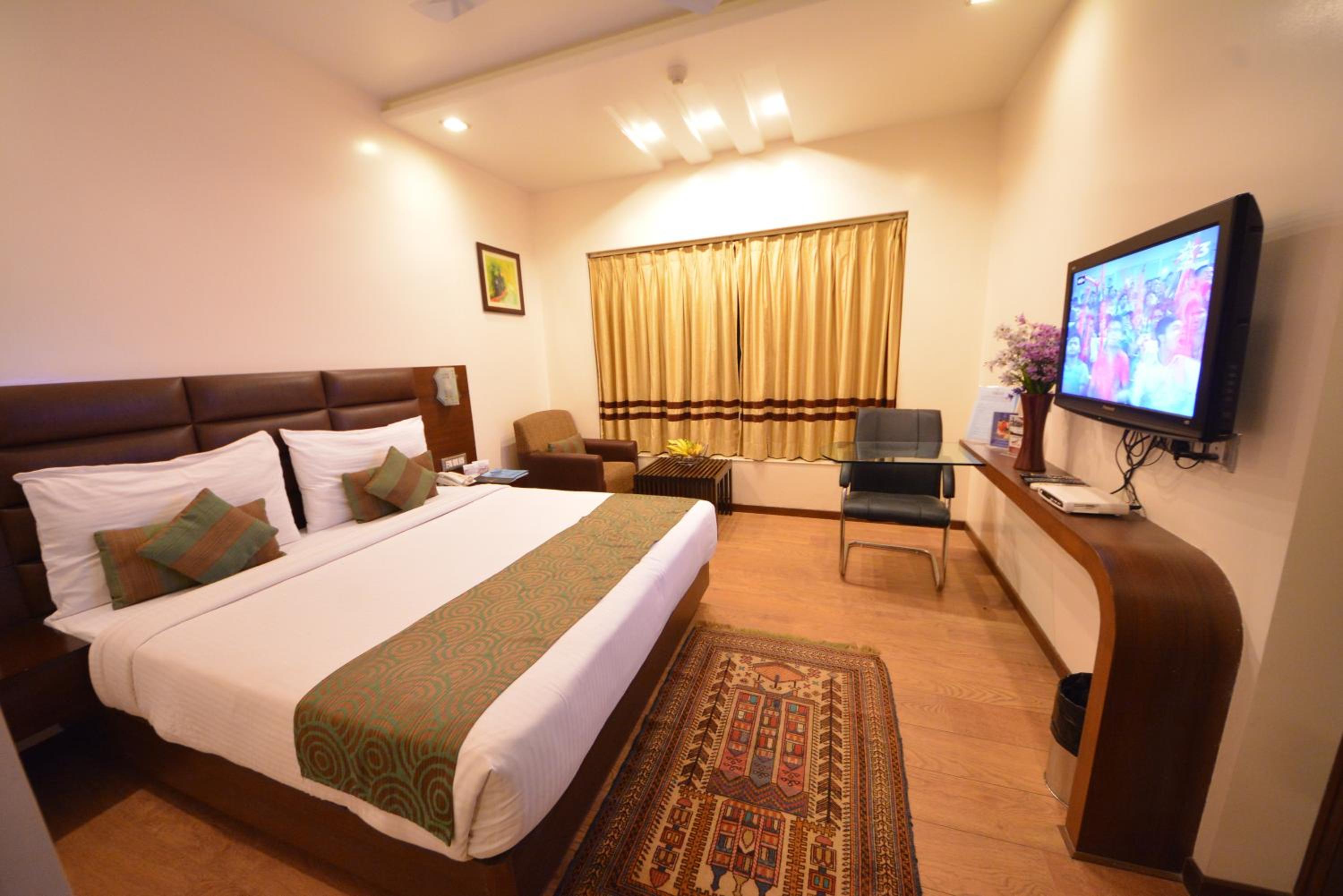 Executive Room - Photo 4