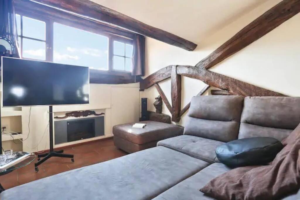 Two-Bedroom Apartment - Photo 7