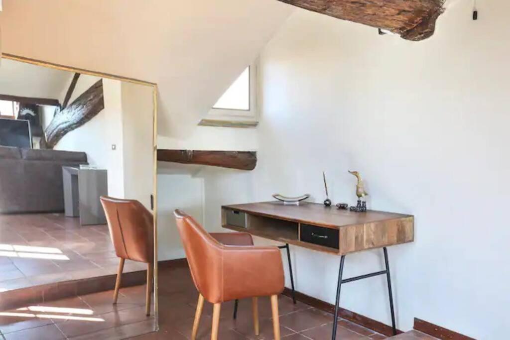 Two-Bedroom Apartment - Photo 3
