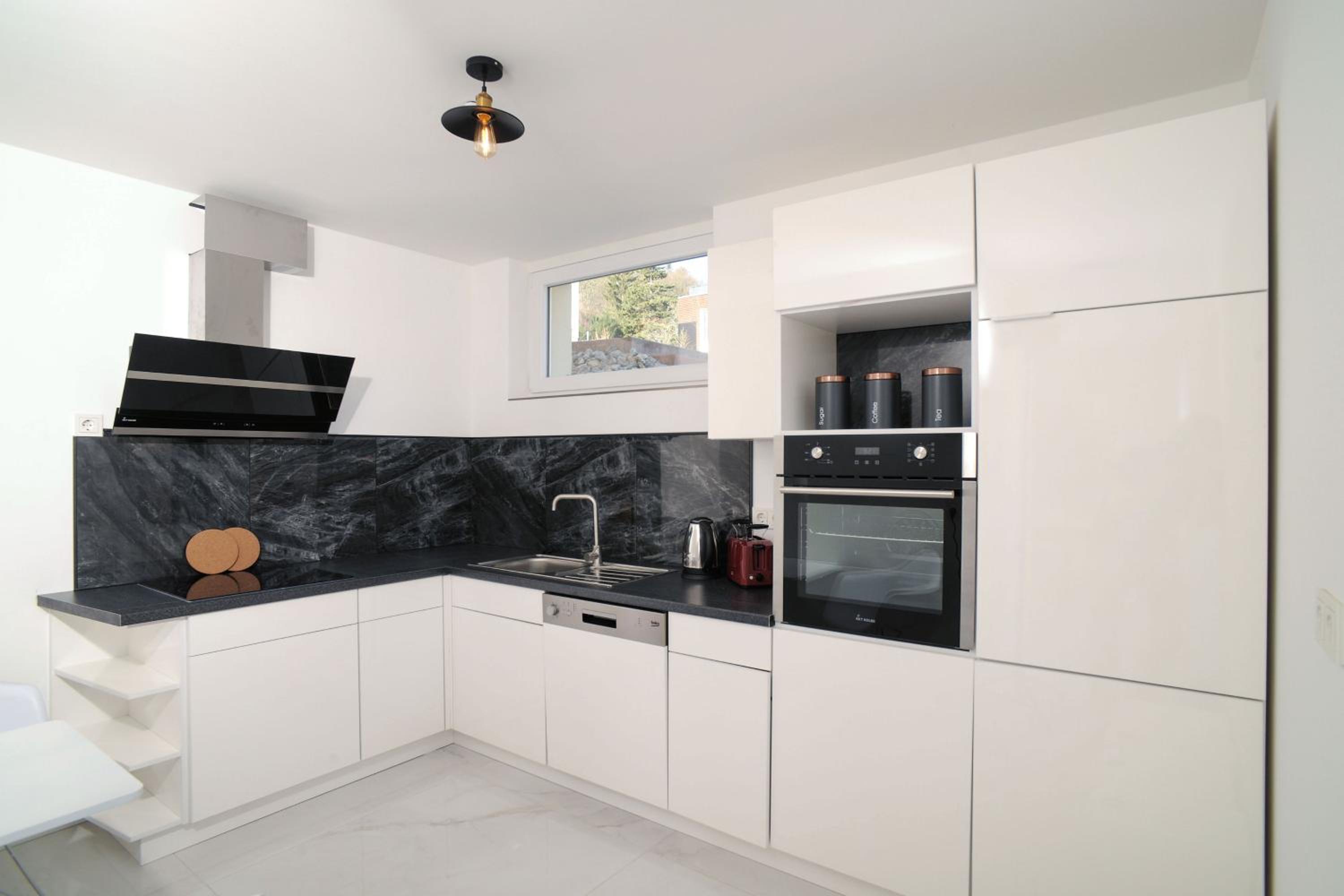 Two-Bedroom Apartment - Photo 7