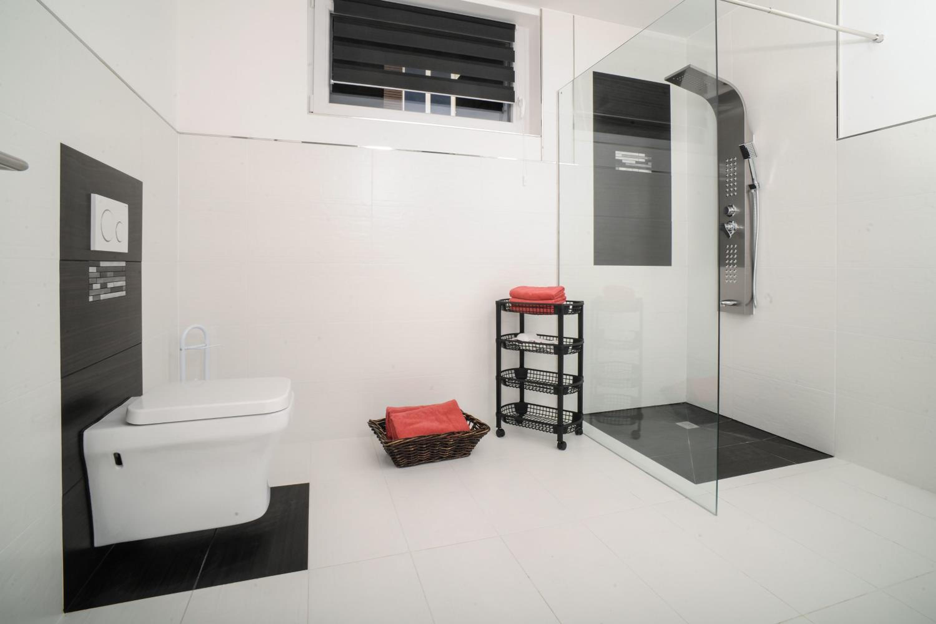 Two-Bedroom Apartment - Photo 11