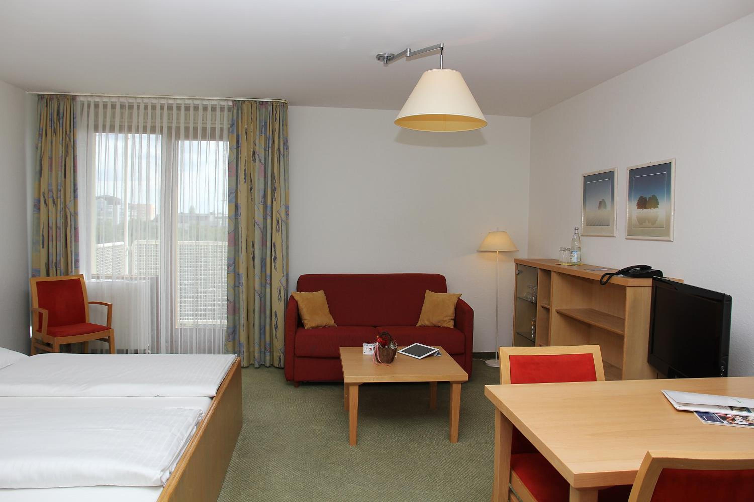 Studio Apartment (2 Adults)