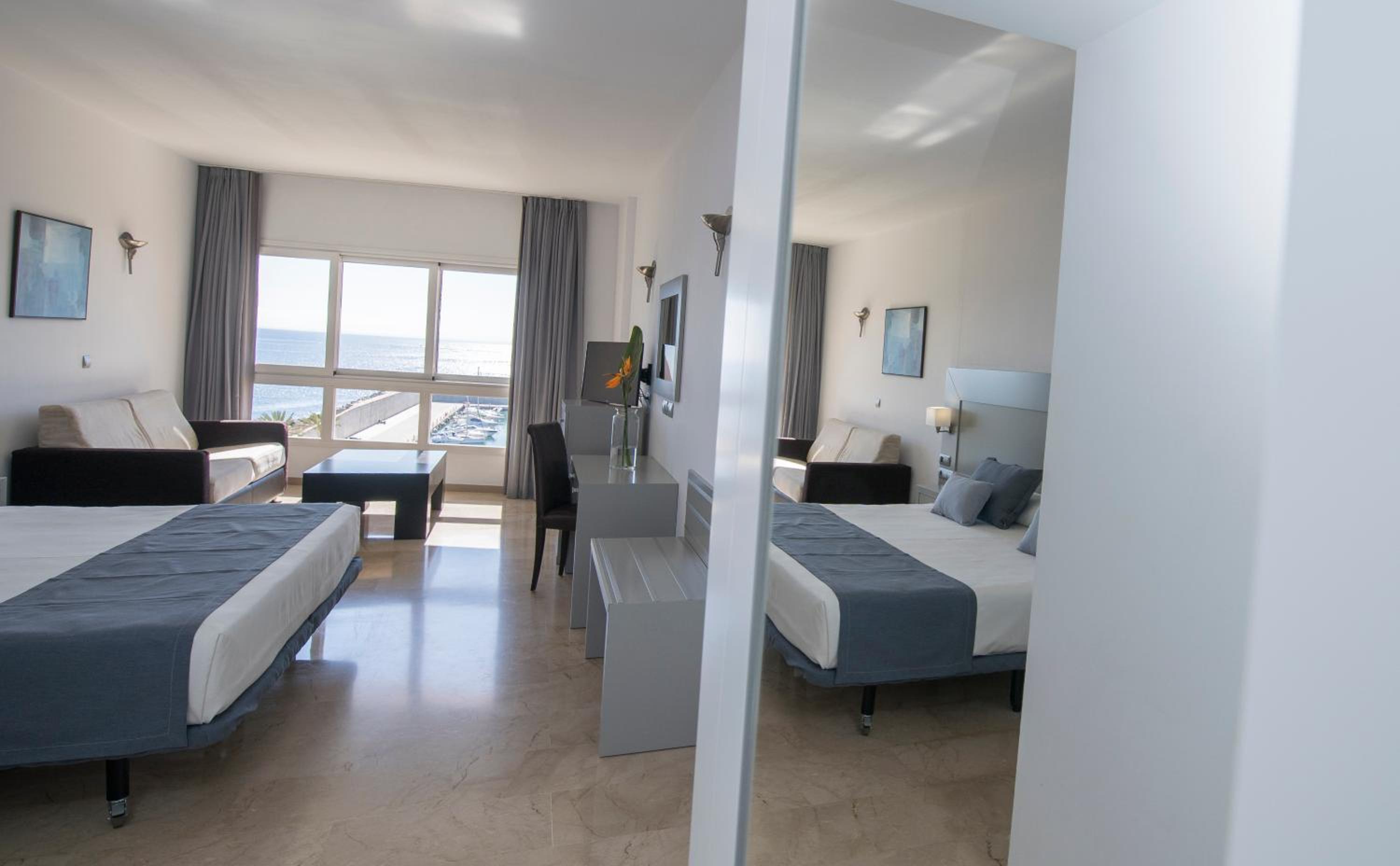 Superior Double Room - Photo 2