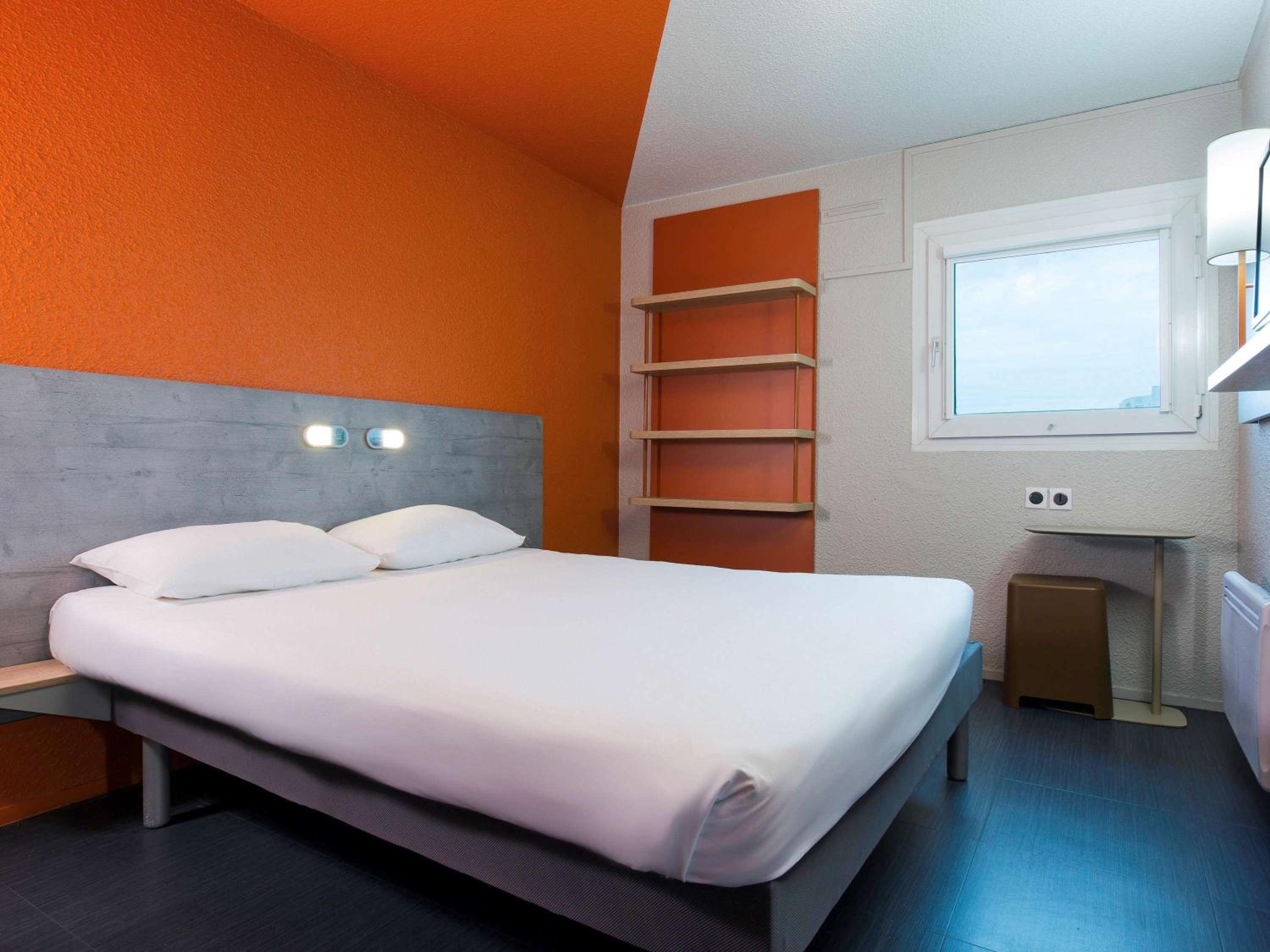 Standard Double Room - Photo 3