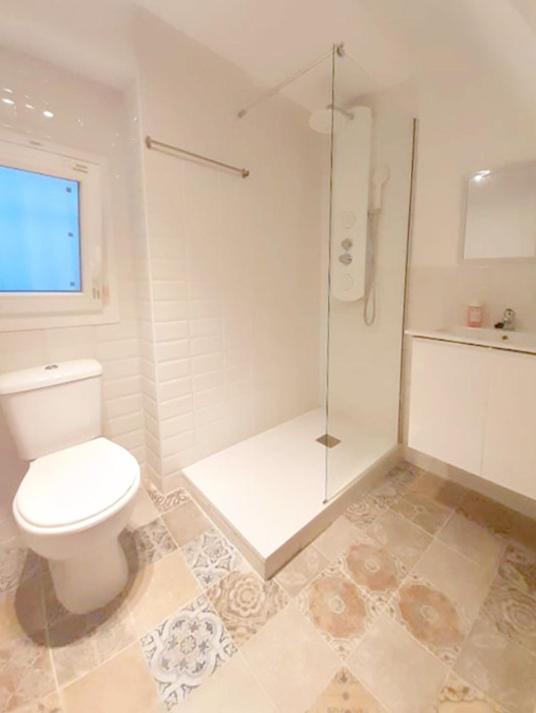 Double Room - Photo 5