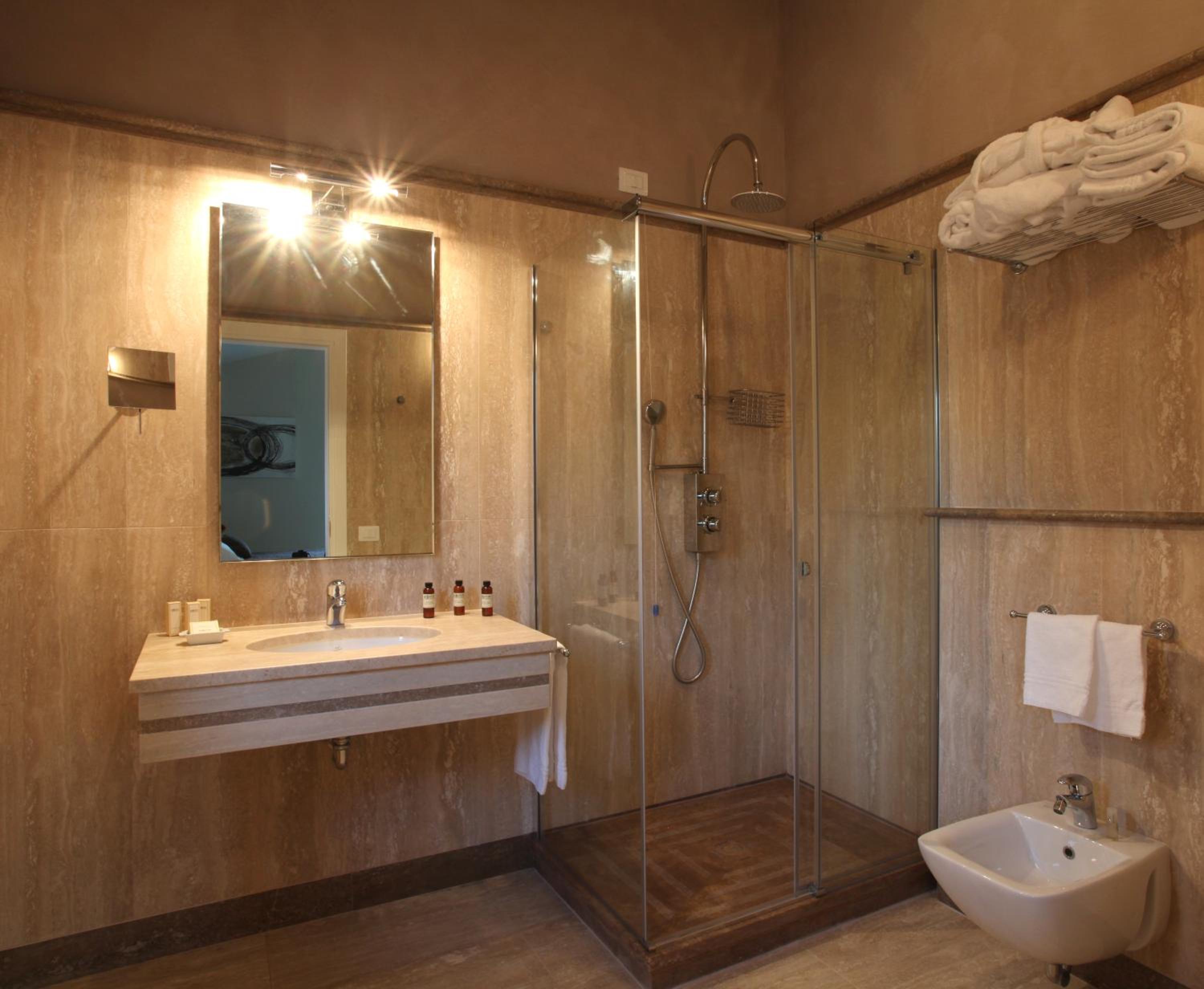 Comfort Double Room With Terrace or Balcony - Photo 4