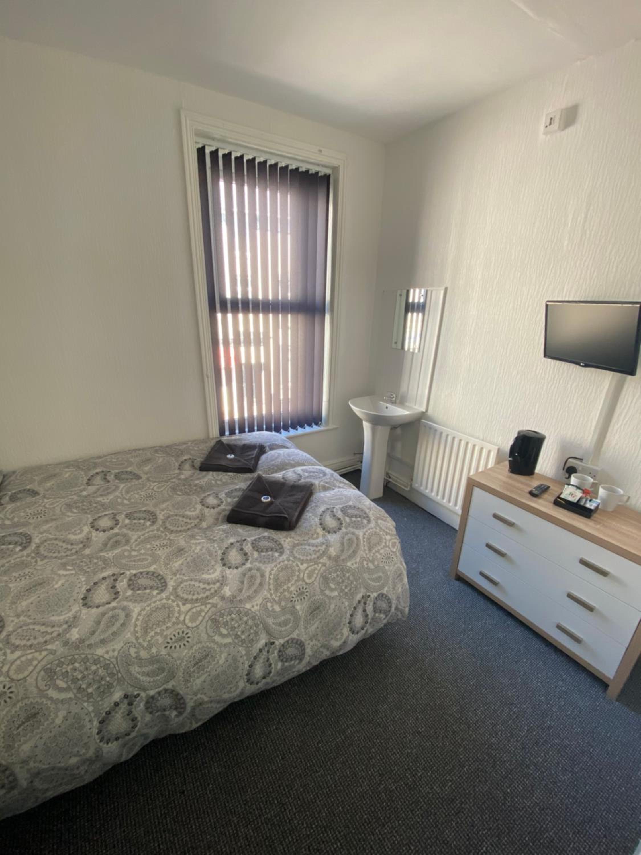 Double Room with Shared Bathroom