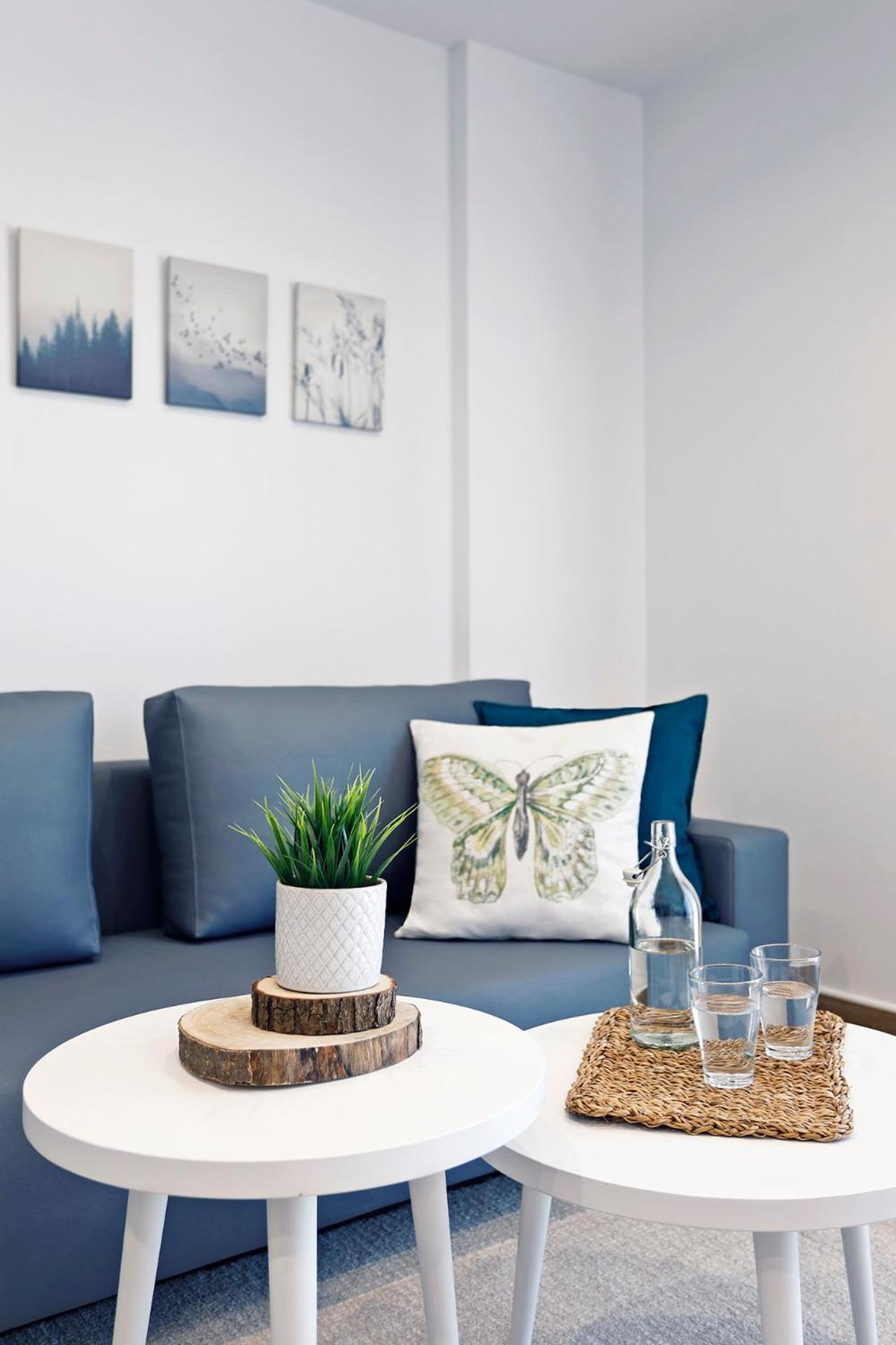 One-Bedroom Apartment - Photo 7