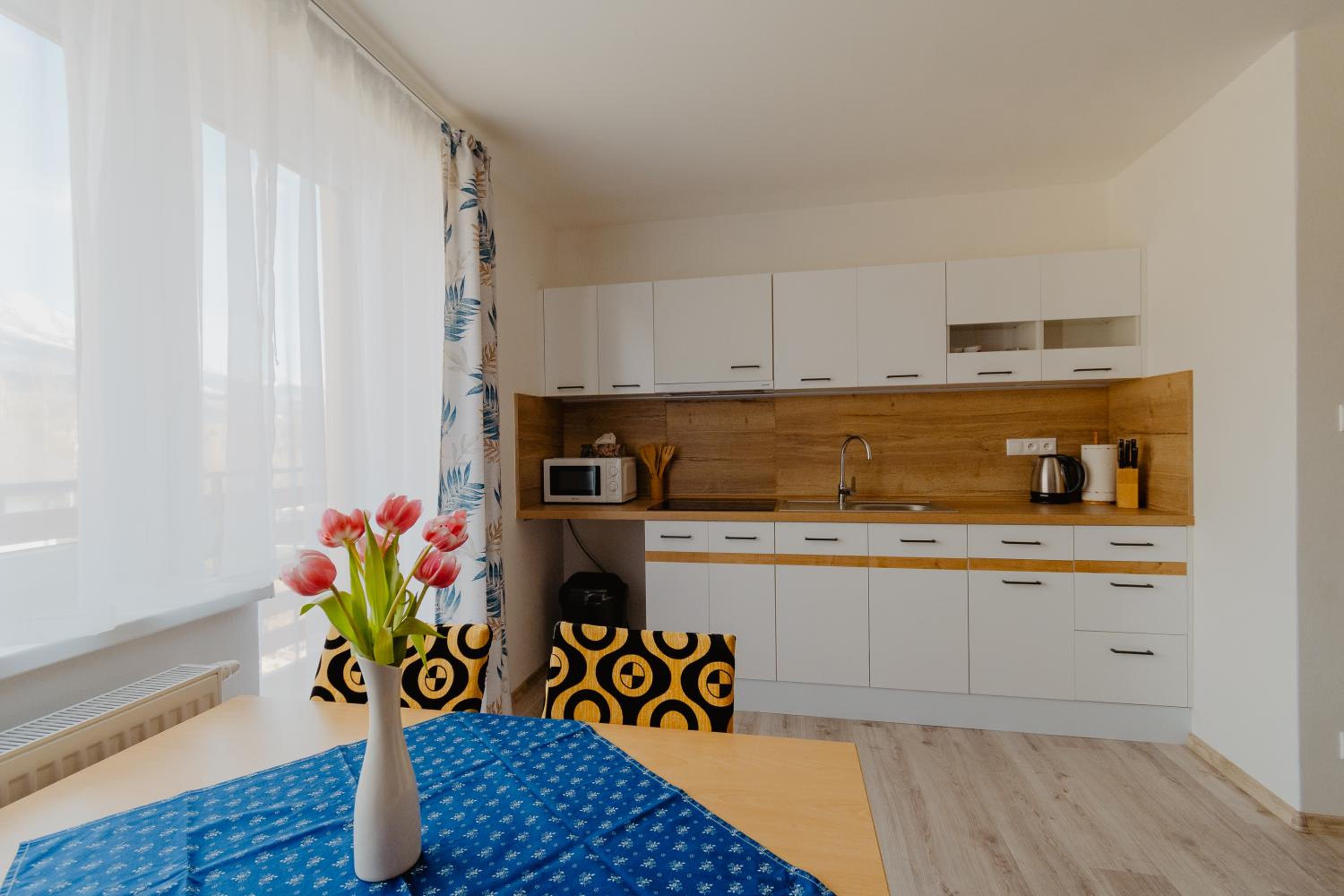 Two-Bedroom Apartment - Photo 19