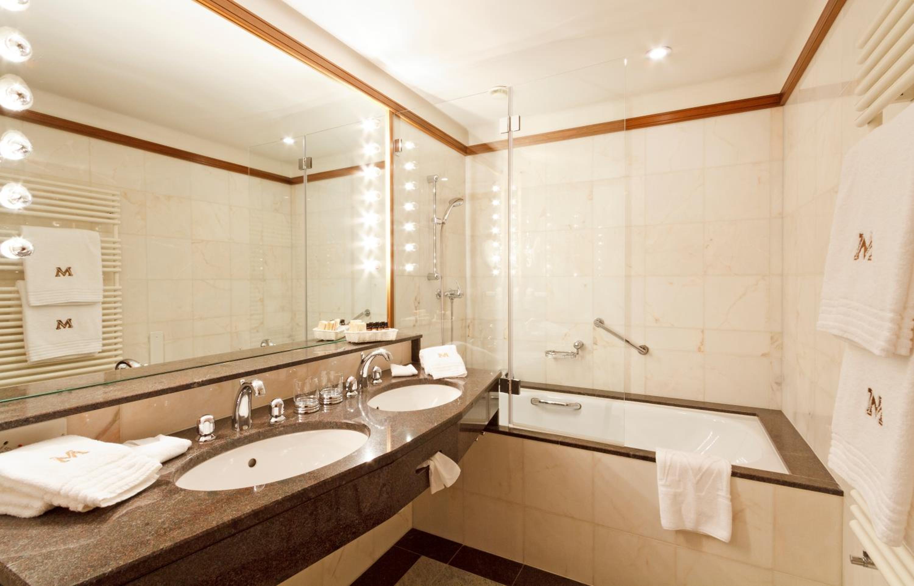 Junior Suite - Photo 6