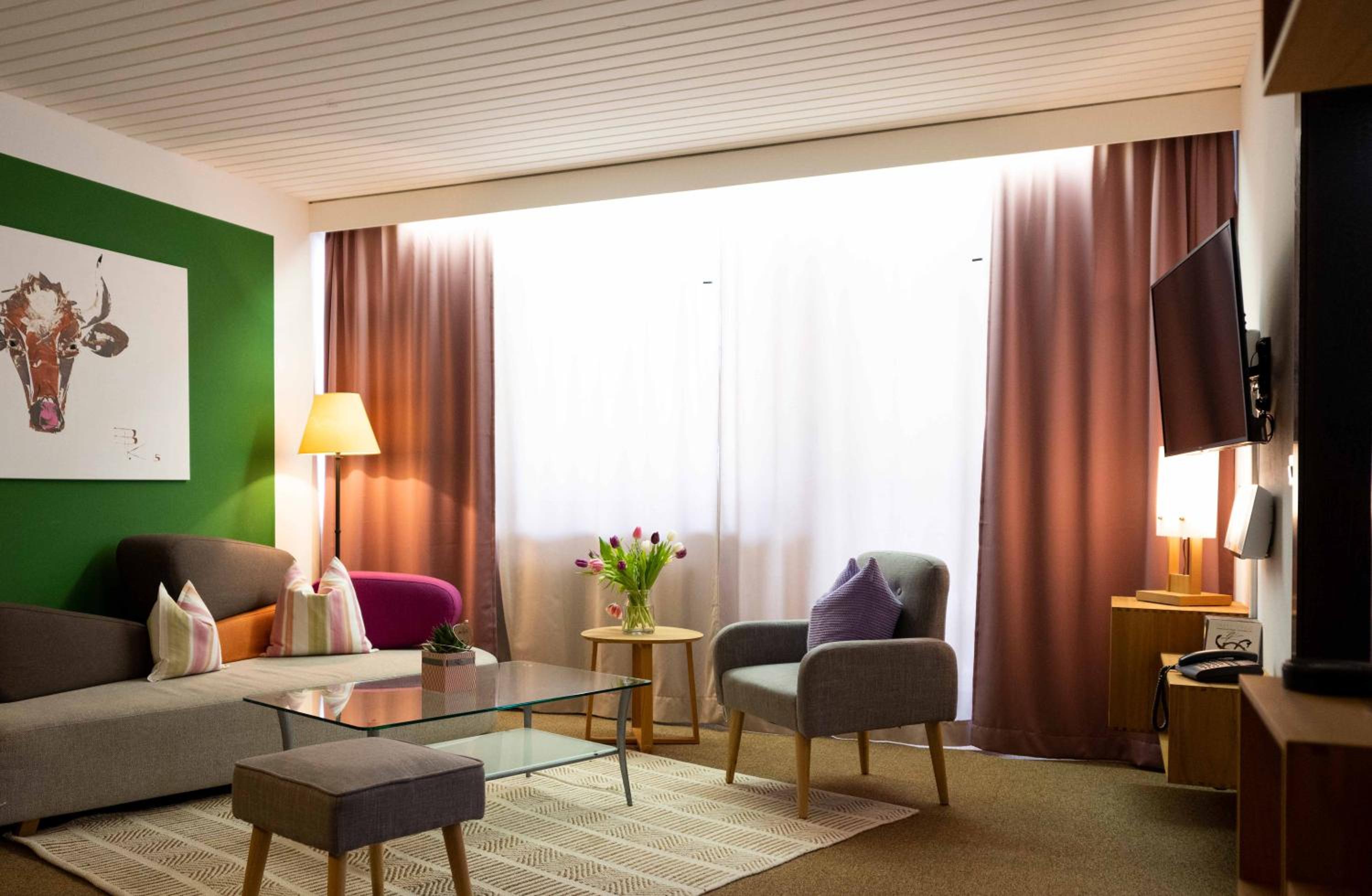 Superior Suite - Photo 12
