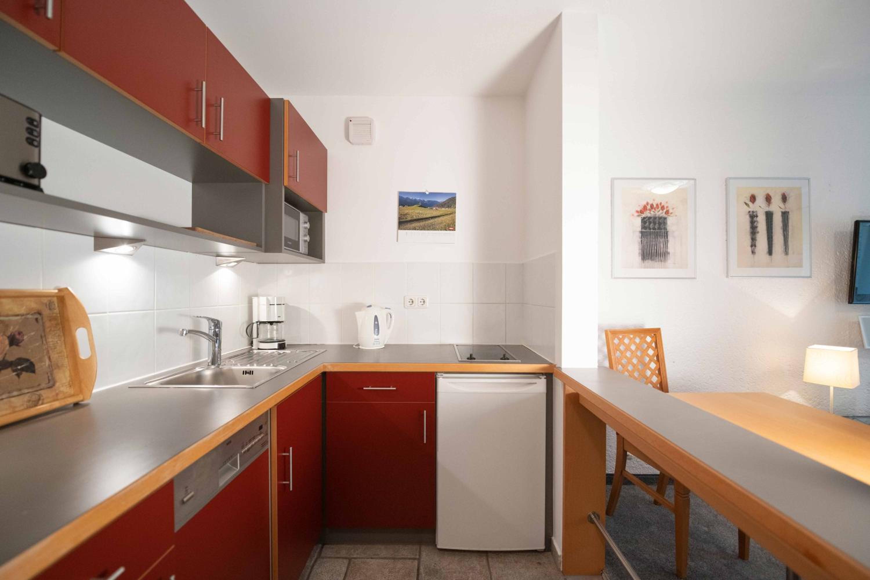 Suite with Lake View - Photo 10