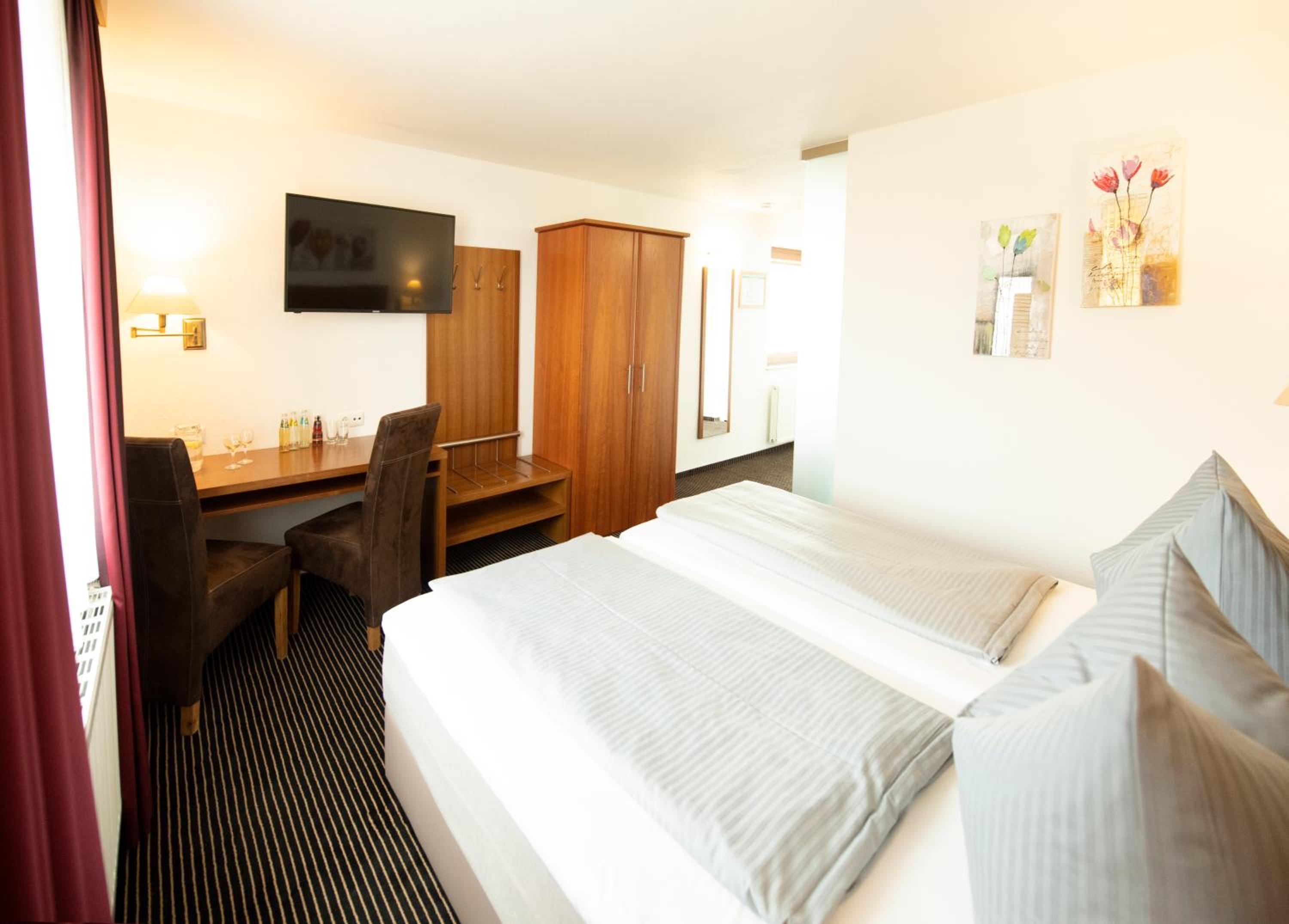 Standard Double Room photo 1