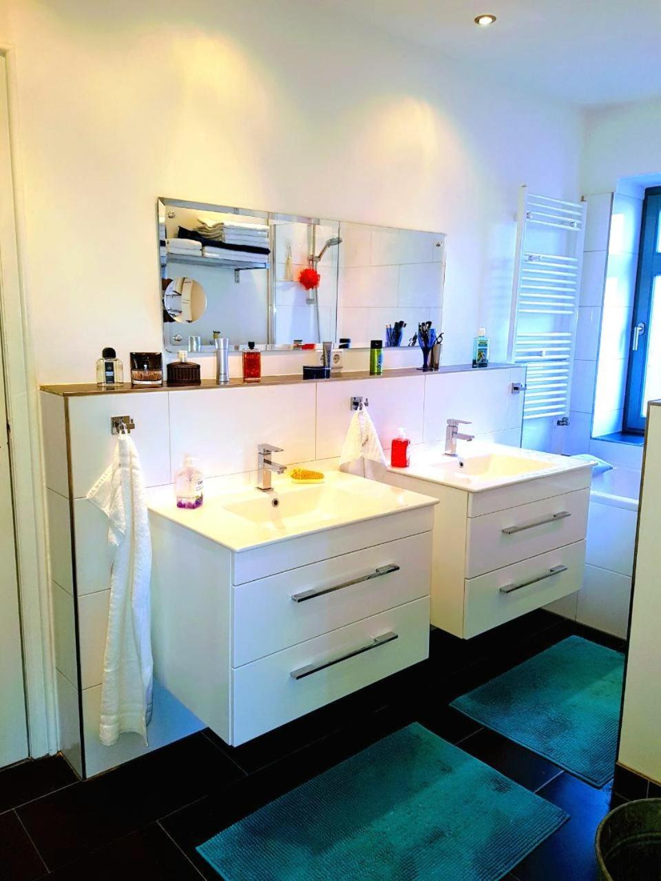 Three-Bedroom Apartment - Photo 27