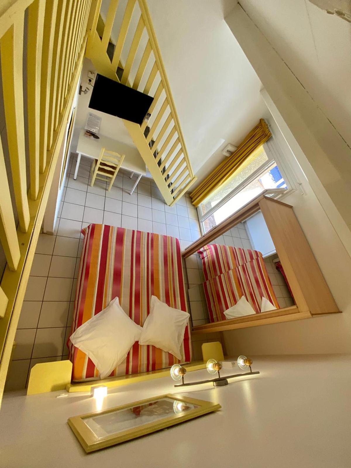 Double Room with Terrace - Photo 5