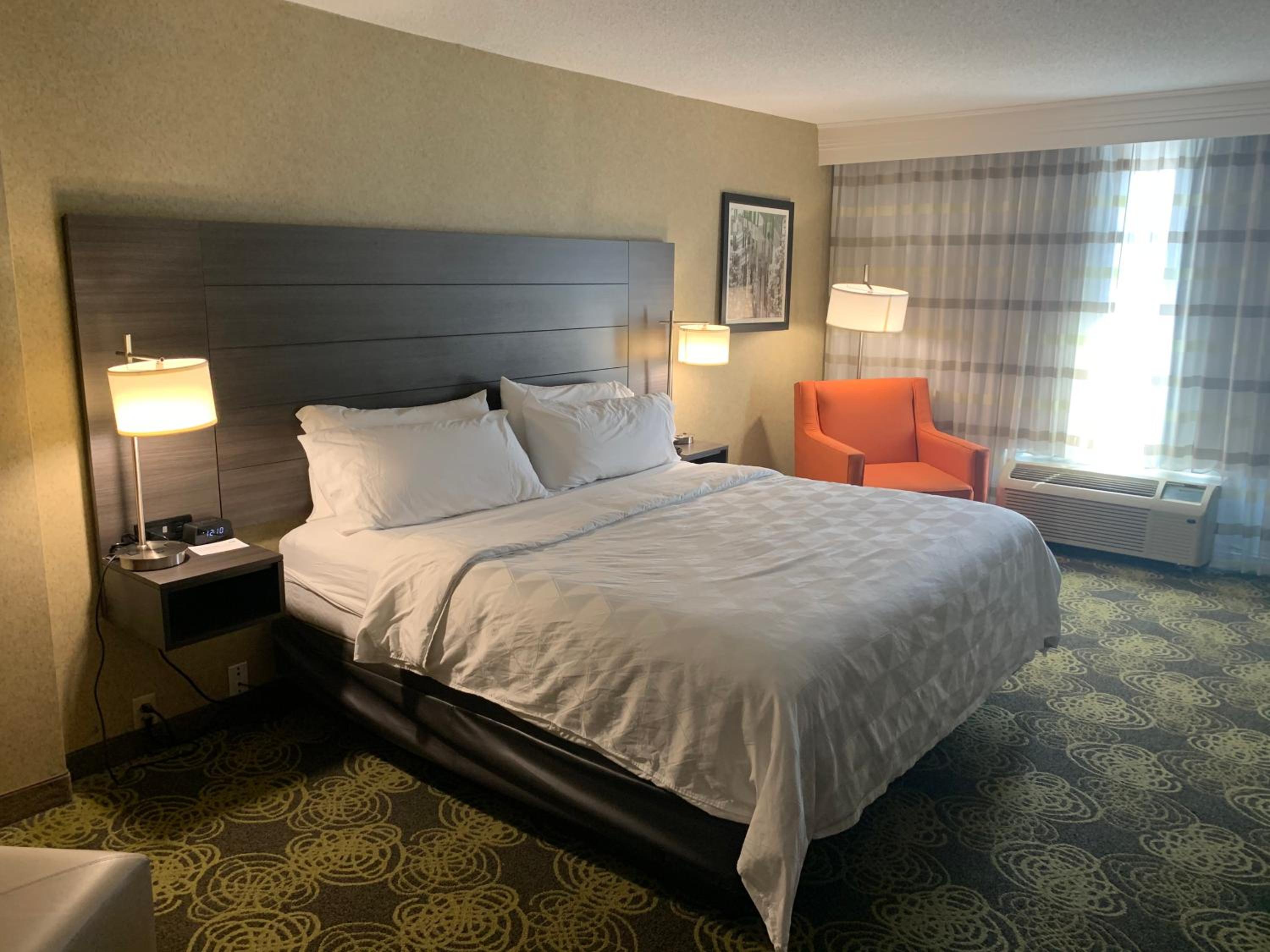 Standard King Room - Photo 1