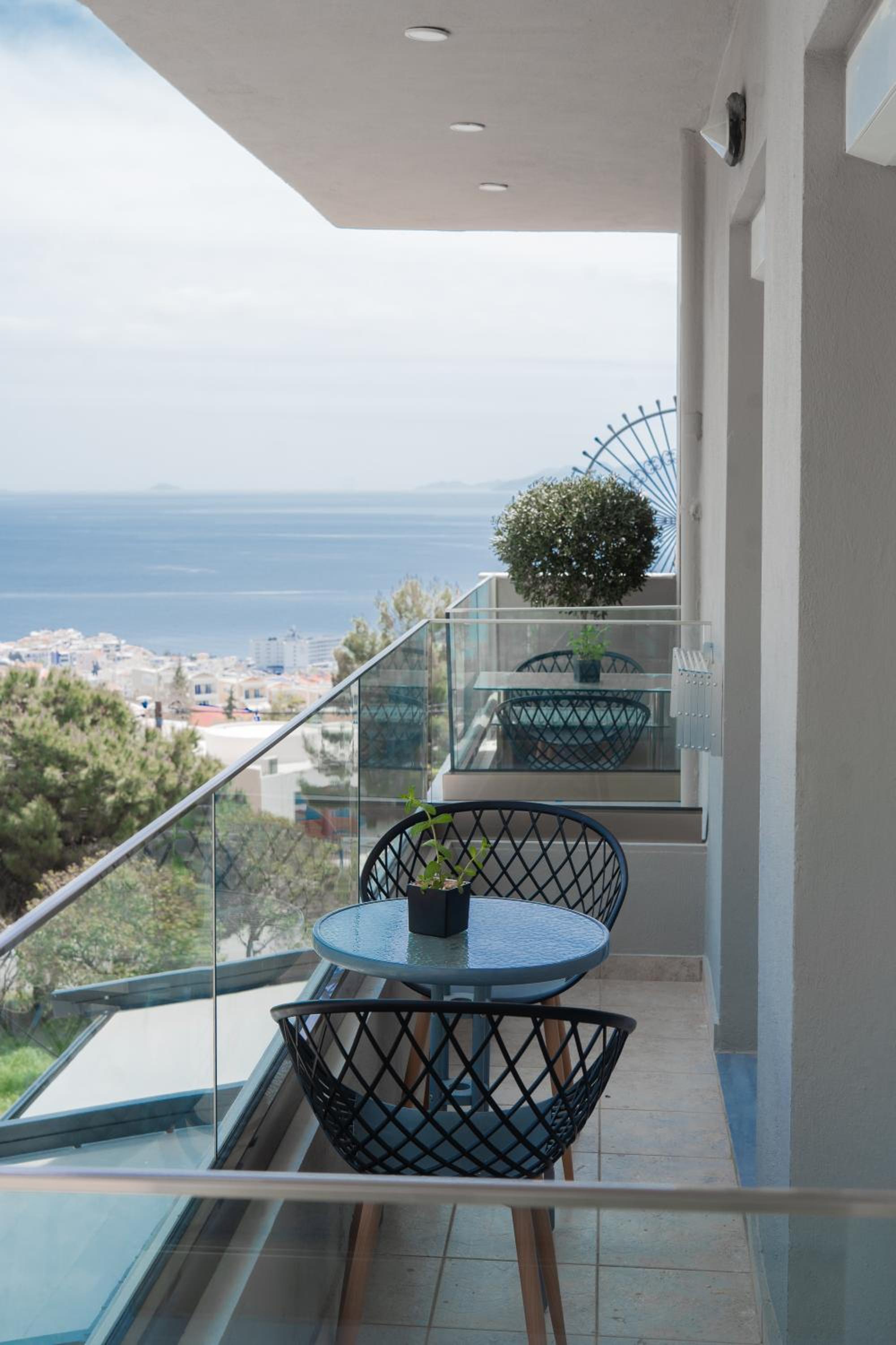 Junior Suite with Balcony photo 3