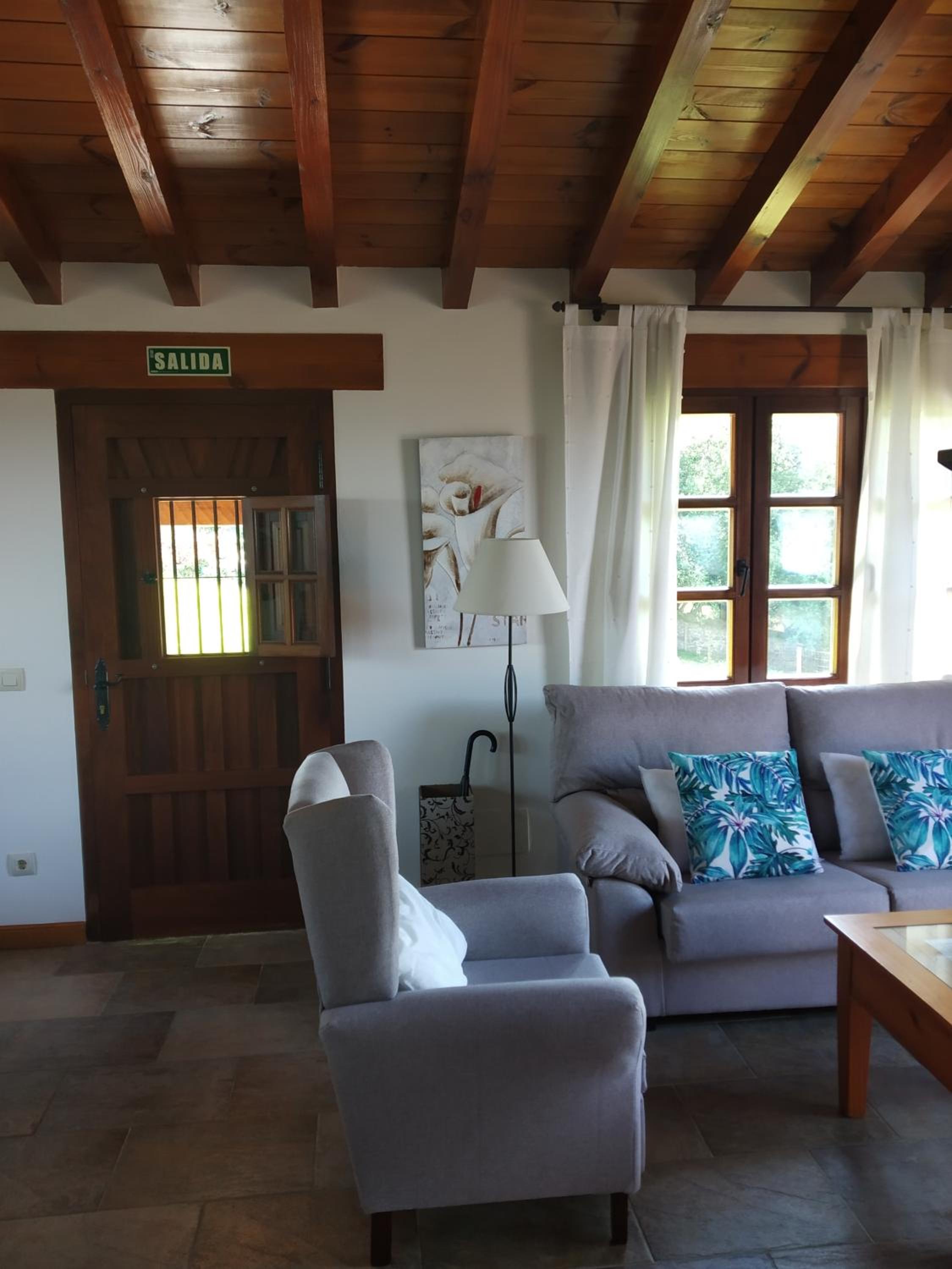 Two-Bedroom House photo 2