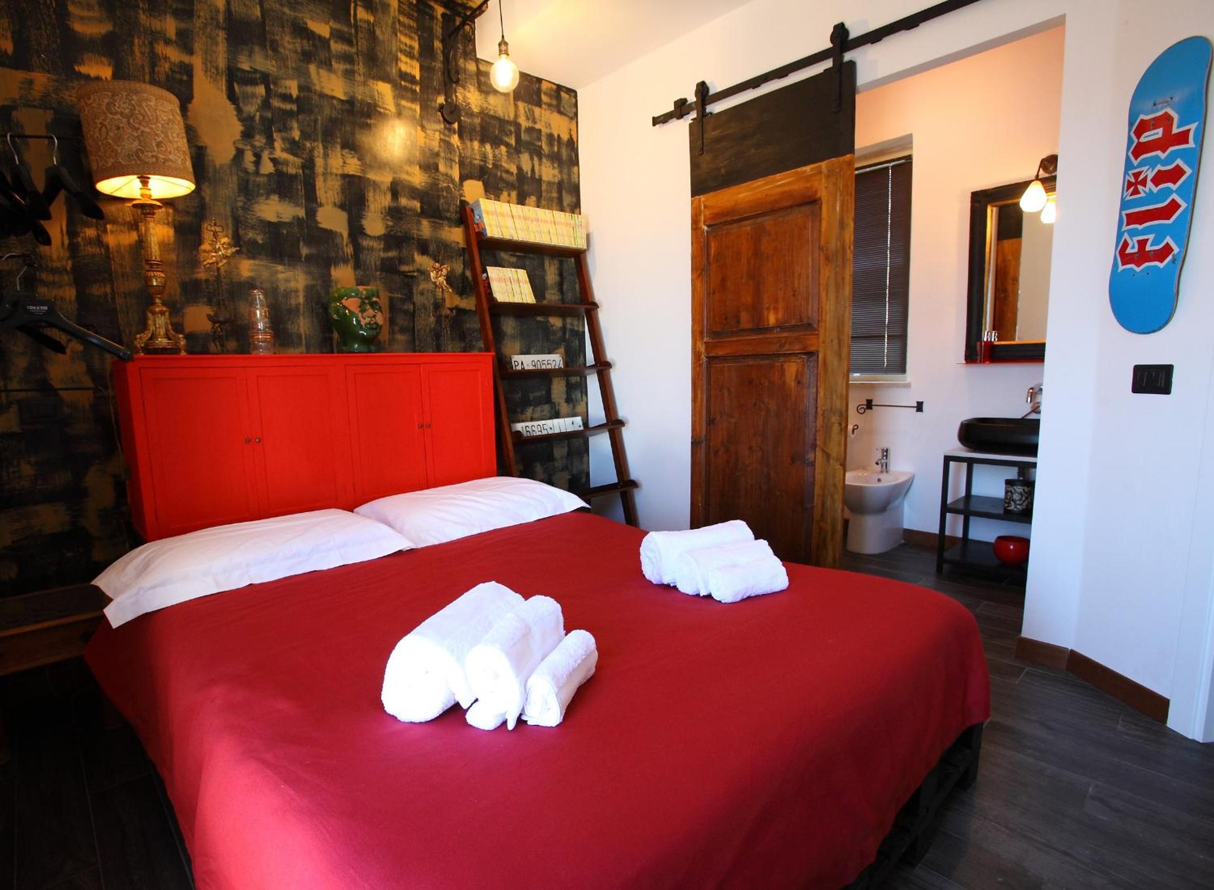 Deluxe Double Room with Balcony and Sea View