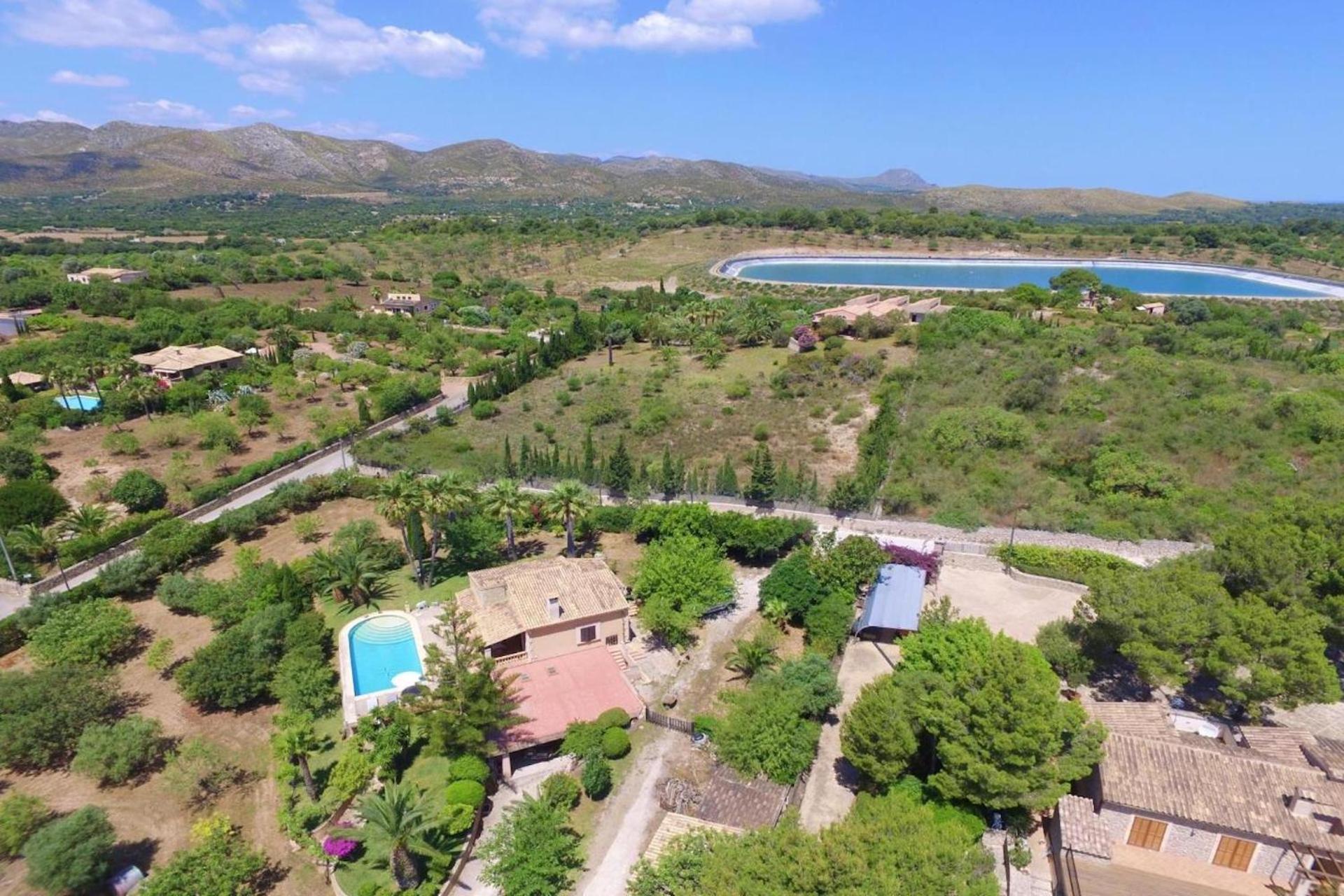 Villa with Garden View - Photo 15