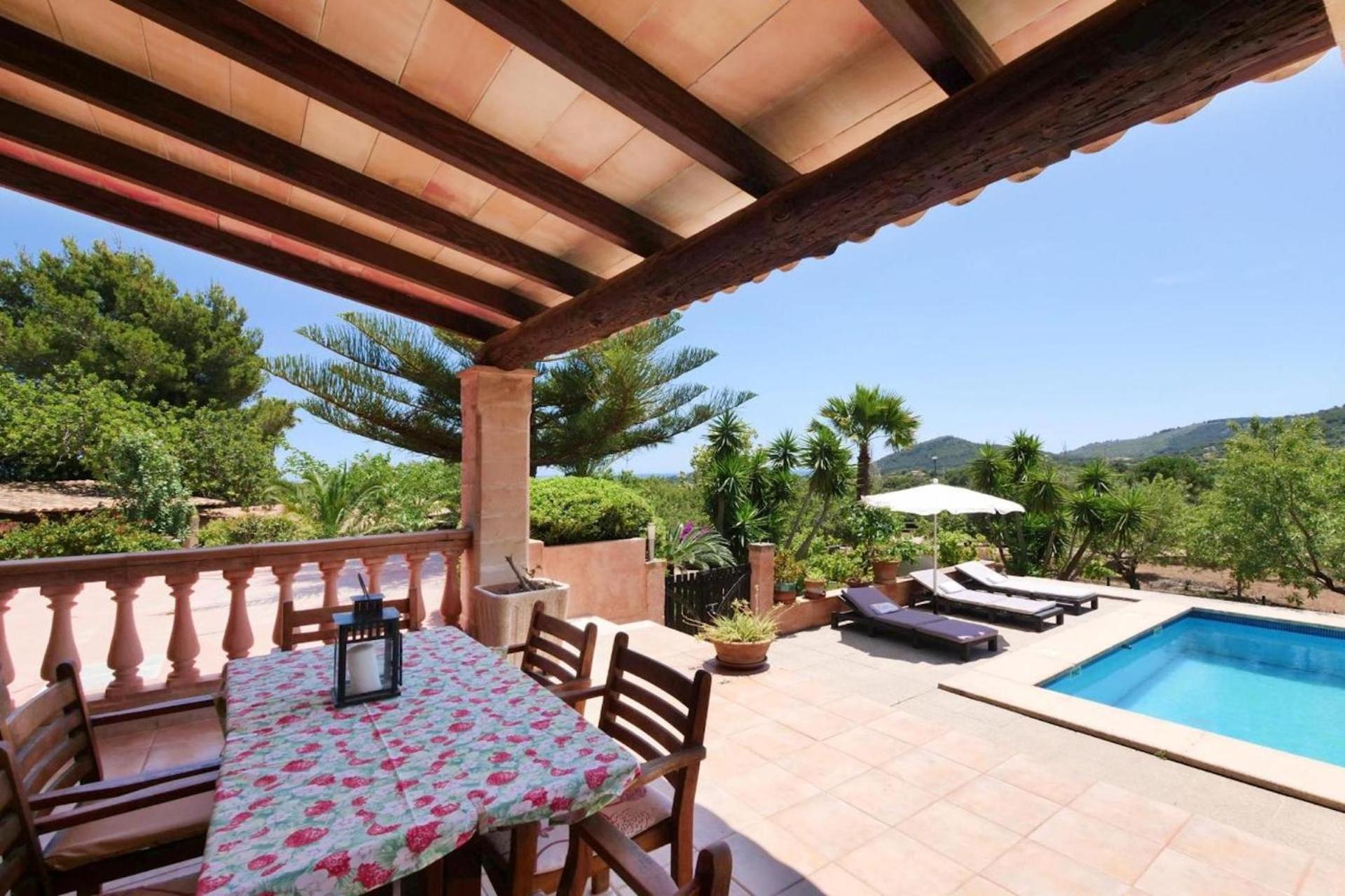 Villa with Garden View - Photo 6