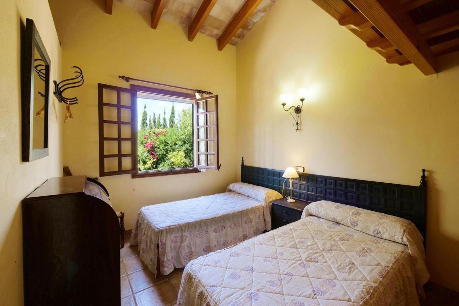 Villa with Garden View - Photo 19