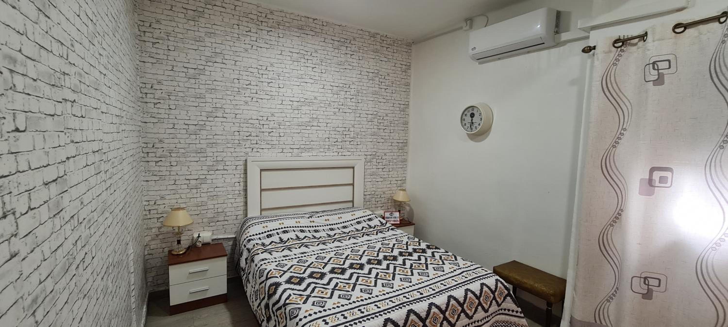 Deluxe Double Room - Photo 14