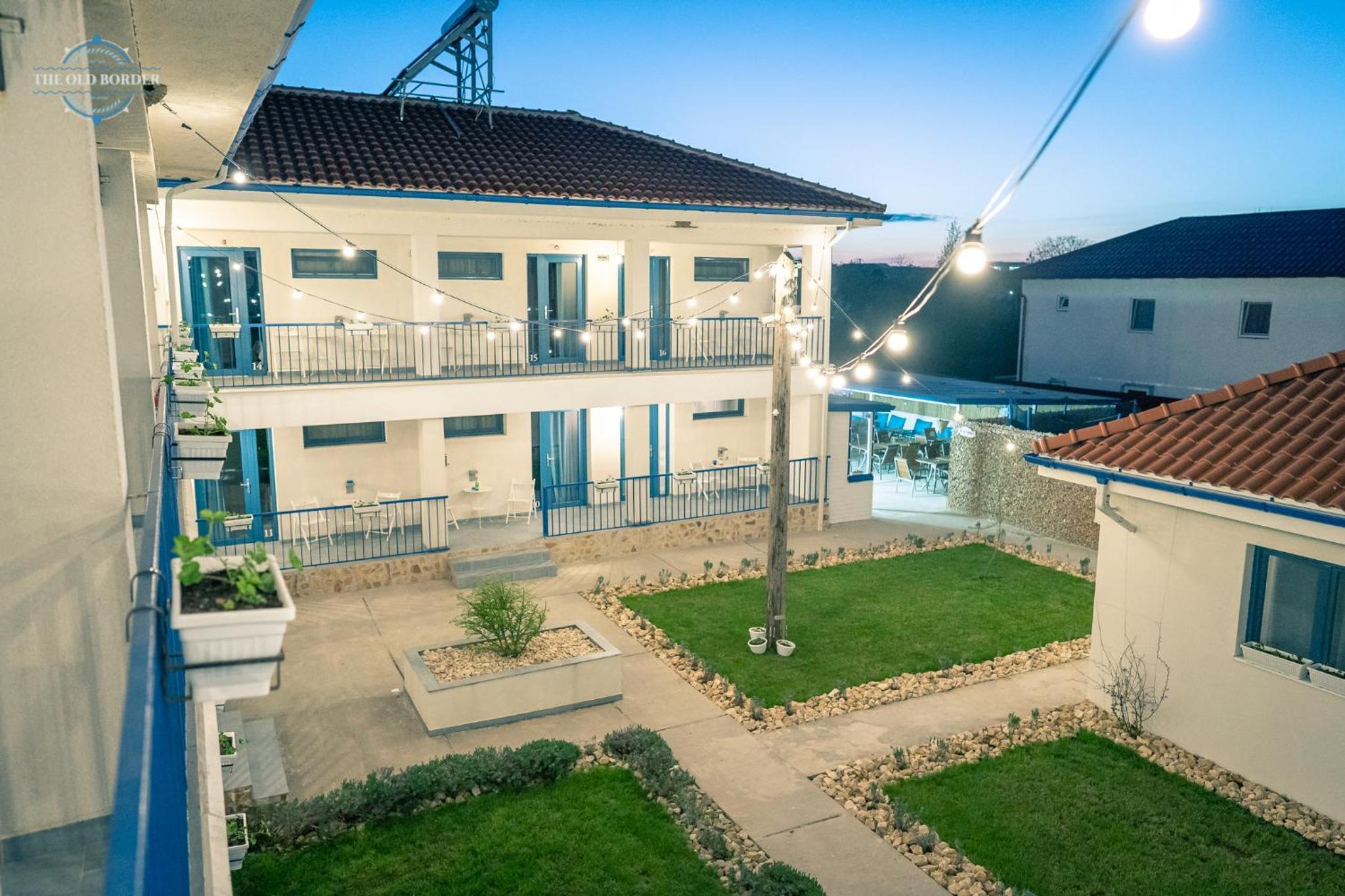 Double Room with Sea View - Photo 3