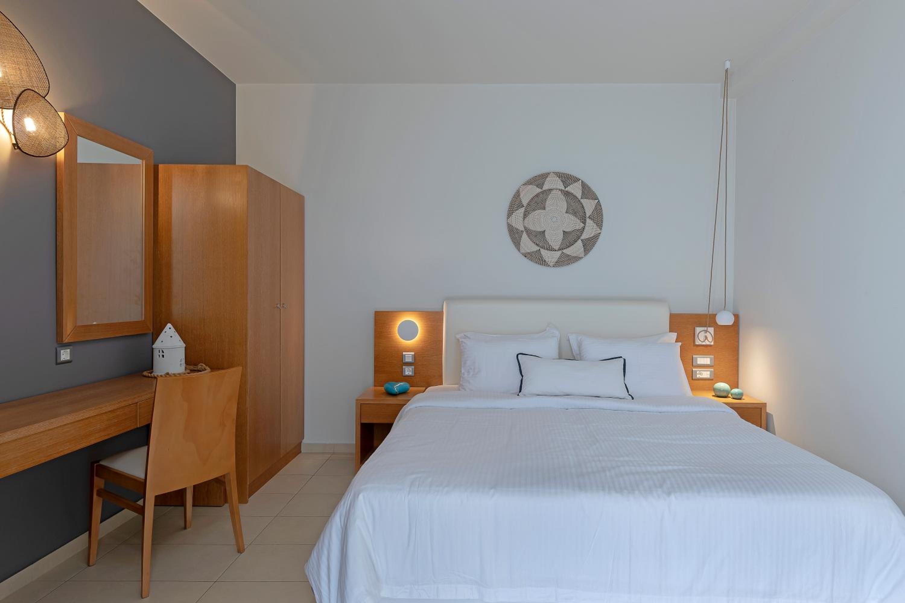 Junior Suite with Sea View photo 2