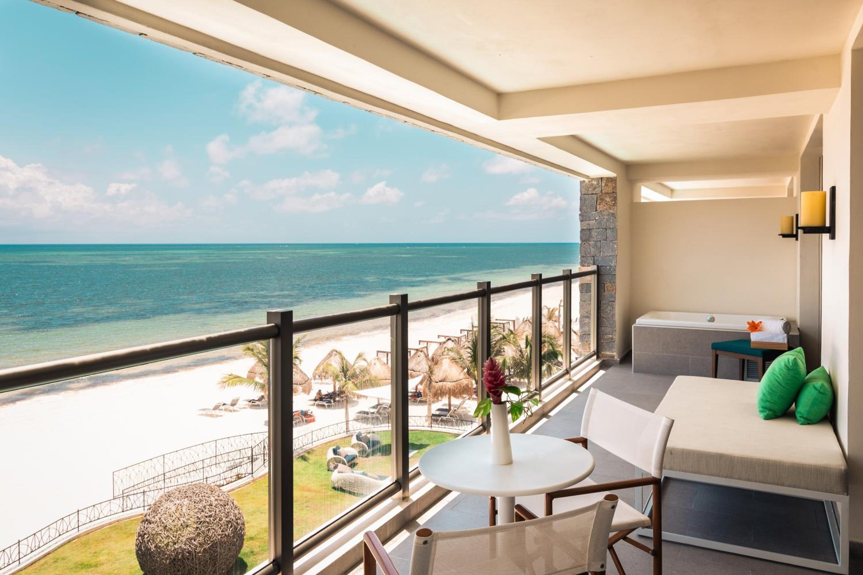 Preferred Club Master Suite Ocean Front