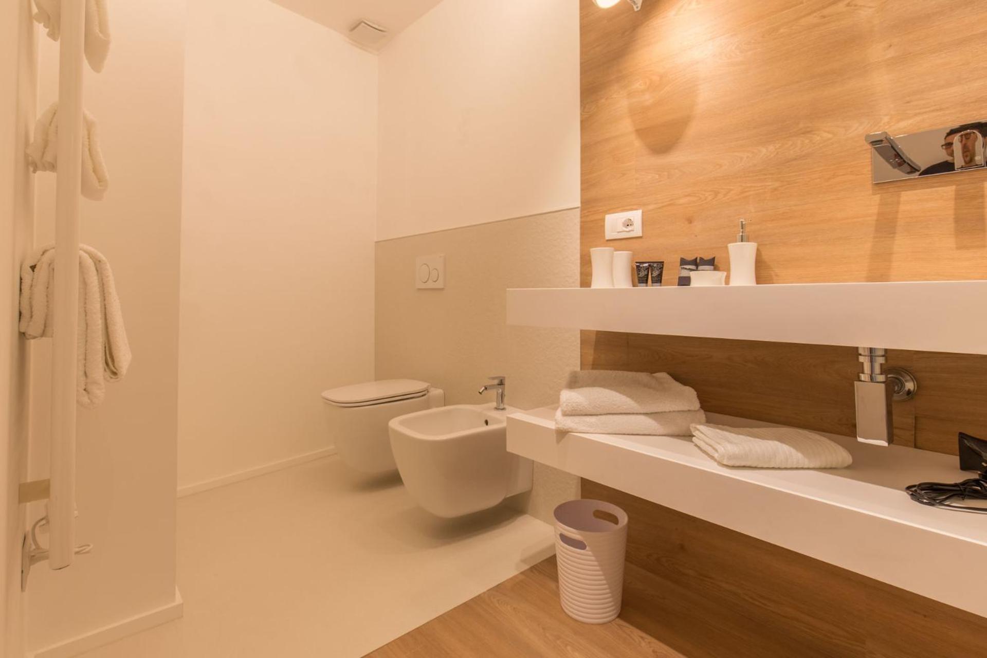 Deluxe Apartment - Photo 8