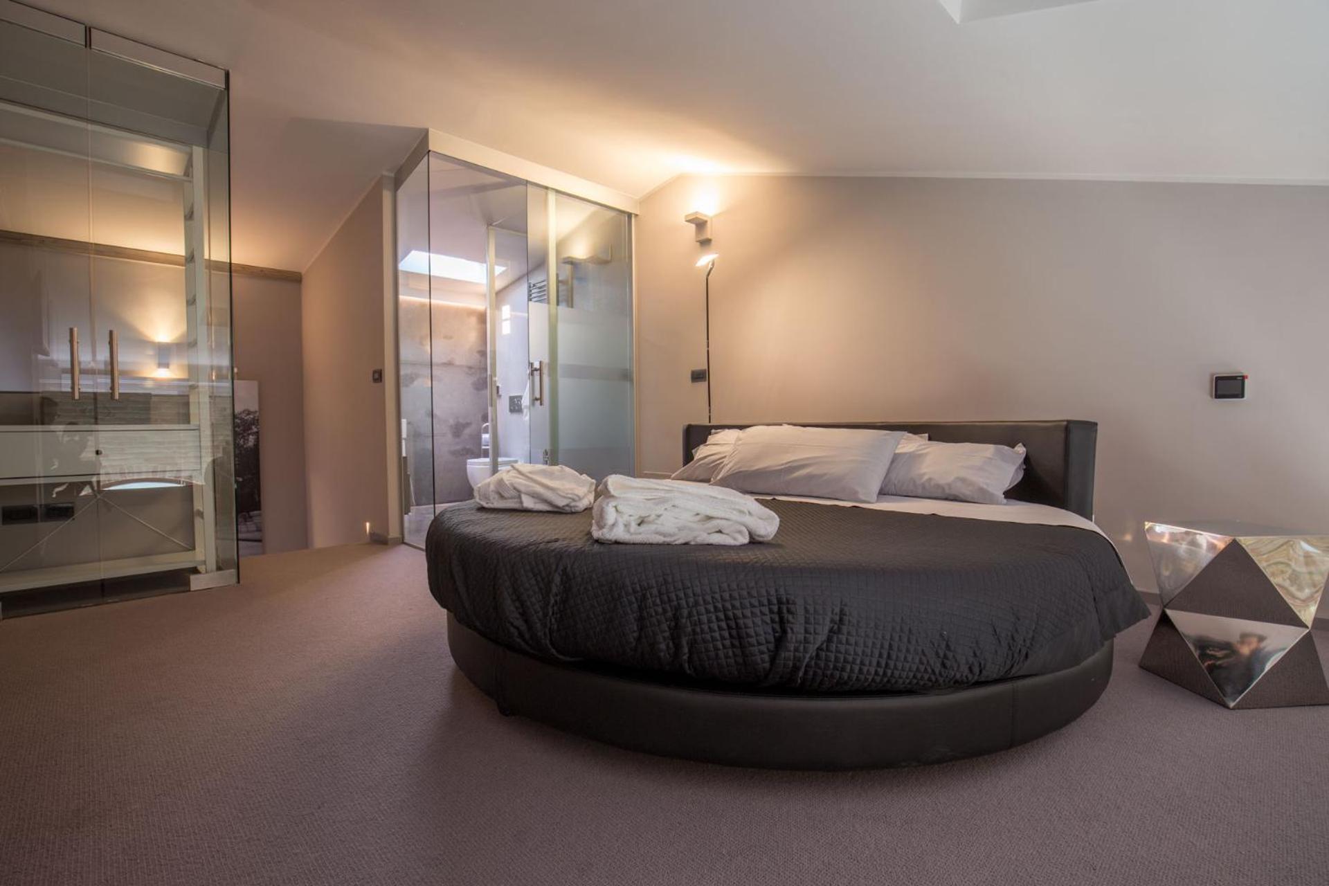Duplex Apartment - Photo 4