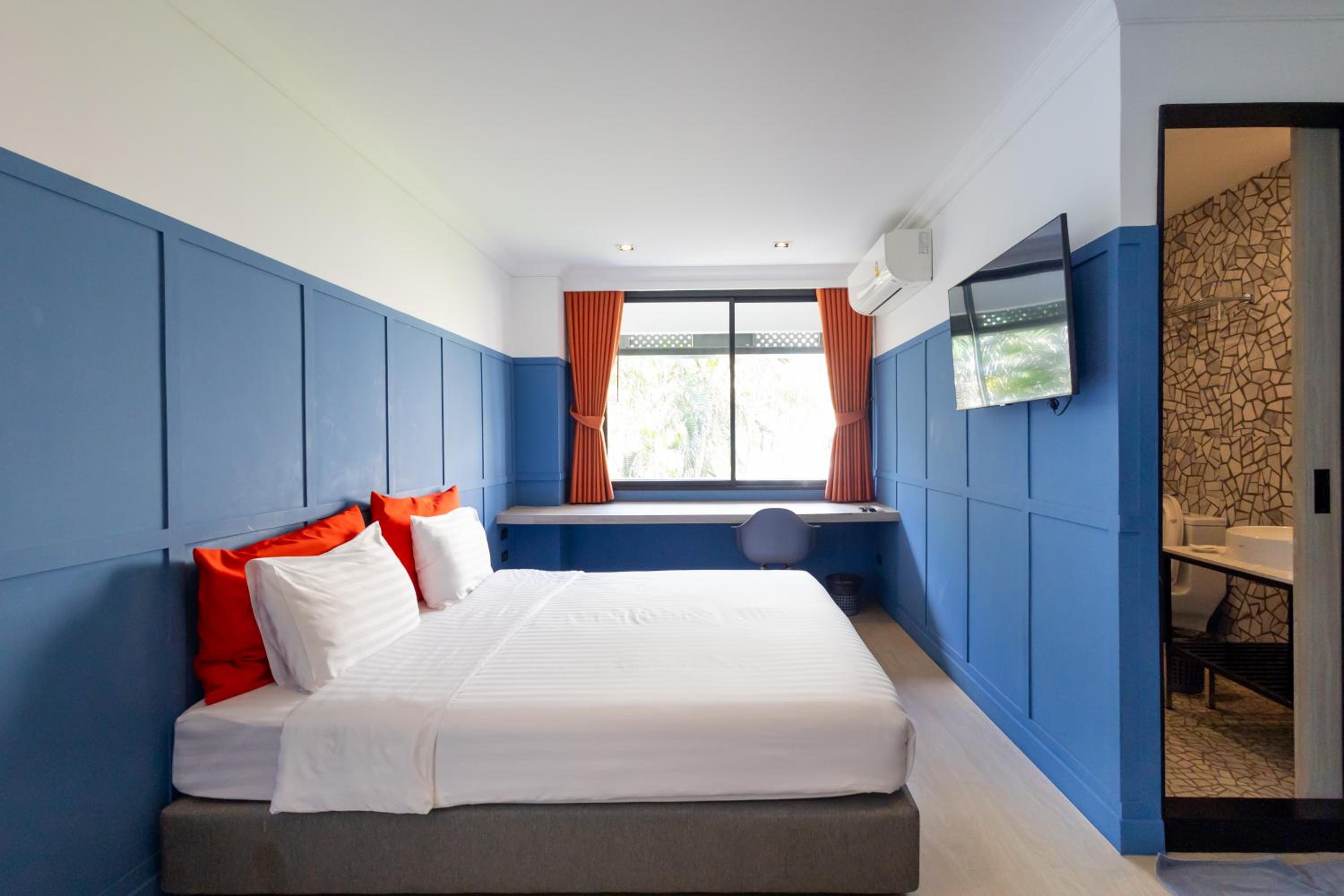 Deluxe Double Room, photo 6