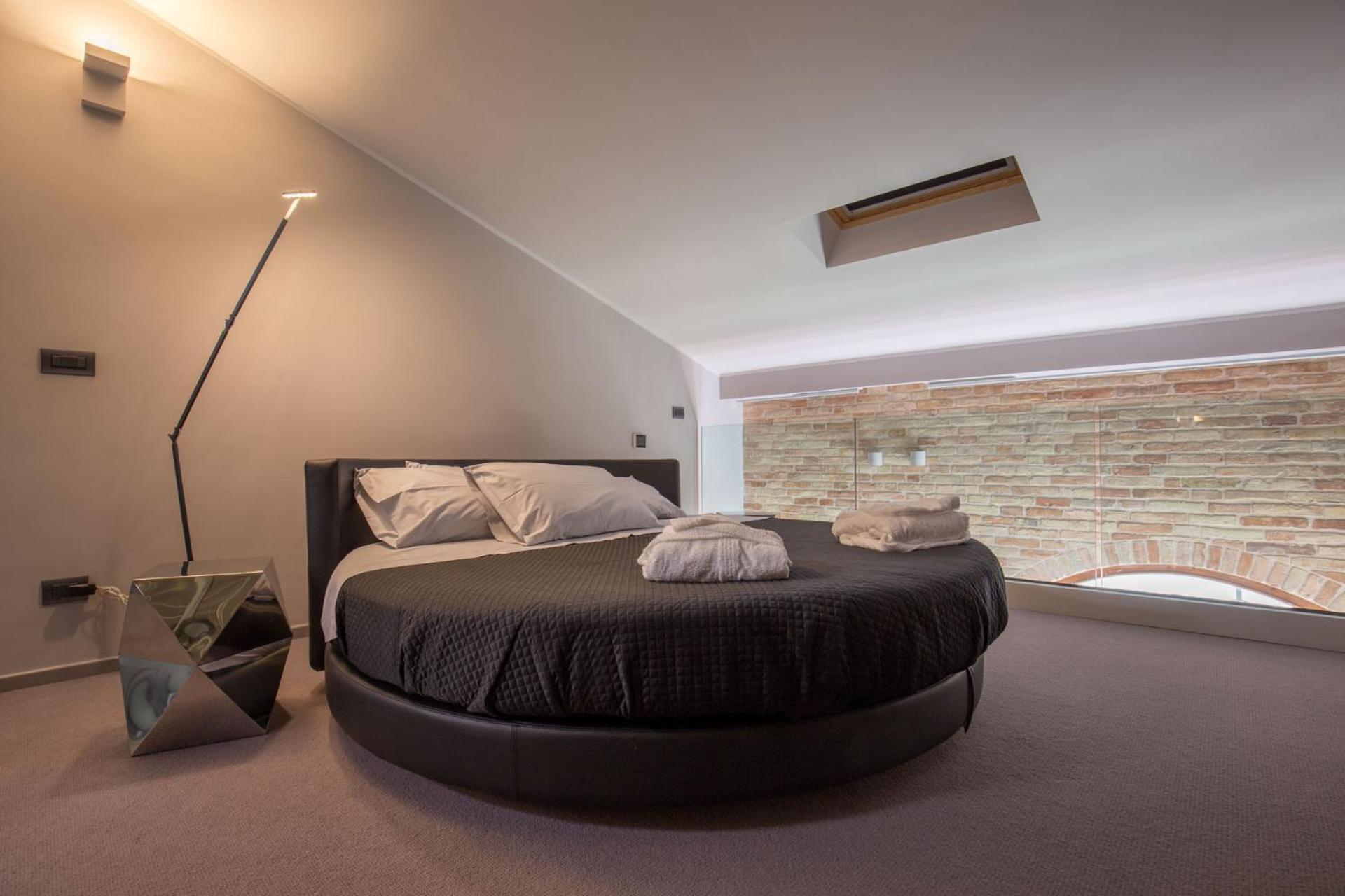Duplex Apartment - Photo 10