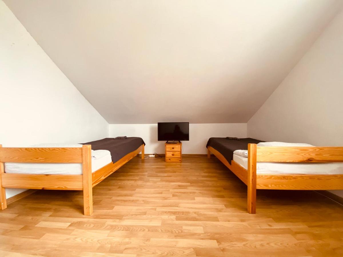 Triple Room with Shared Bathroom photo 3