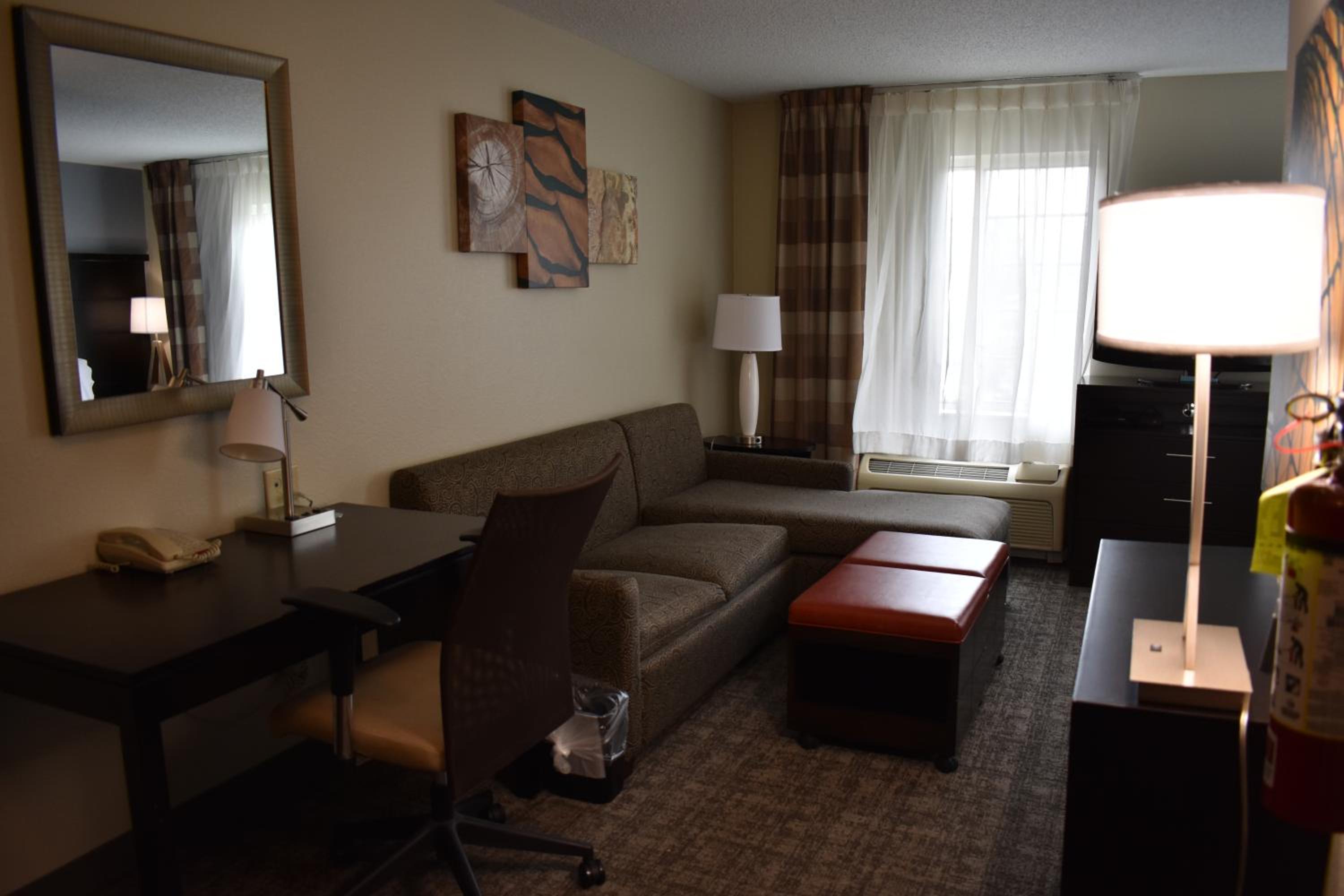 Studio Queen Suite - Photo 1