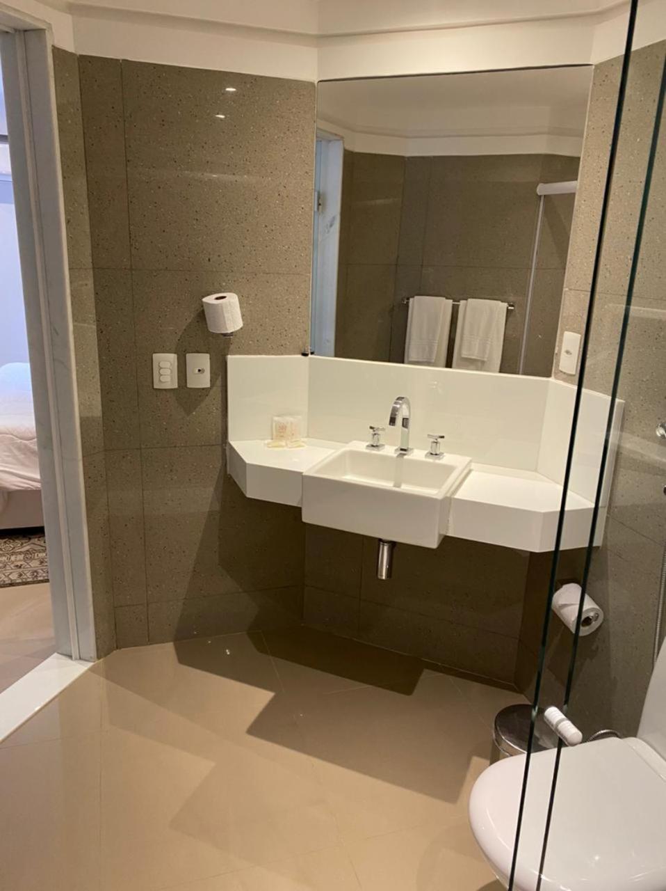 Double or Twin Room - Disability Access thumbnail 5