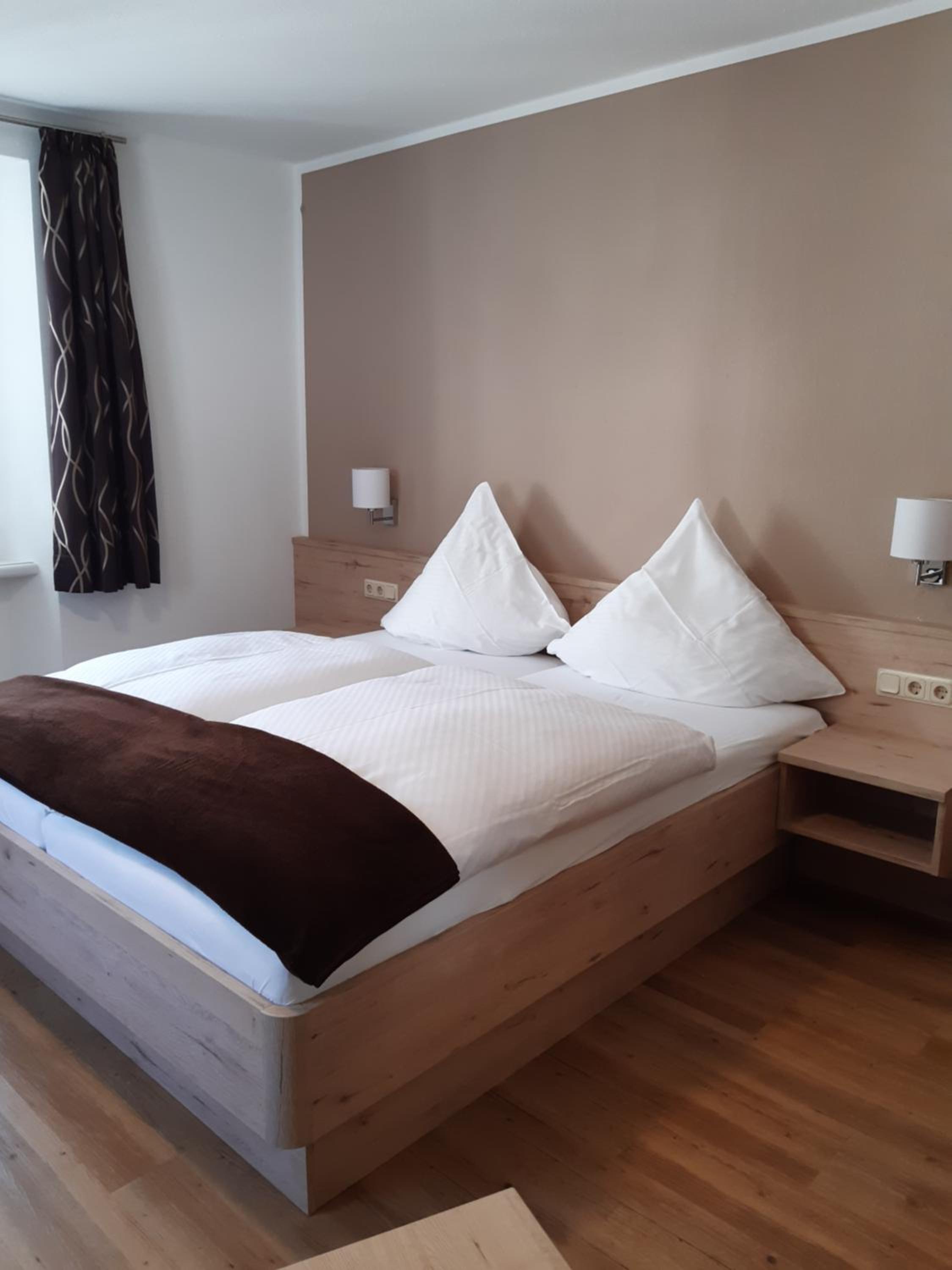 Large Double Room