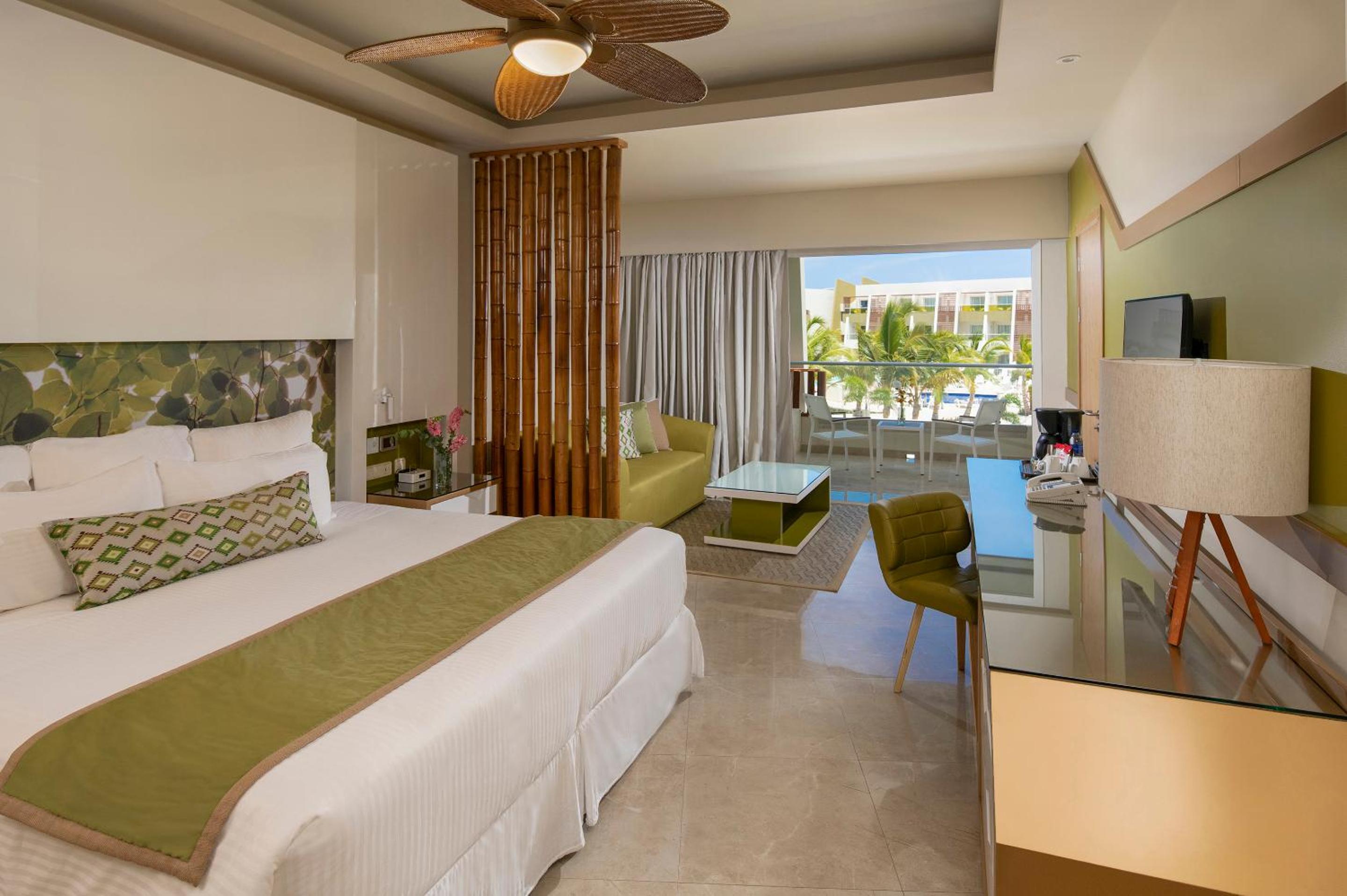 Junior Suite Garden View King