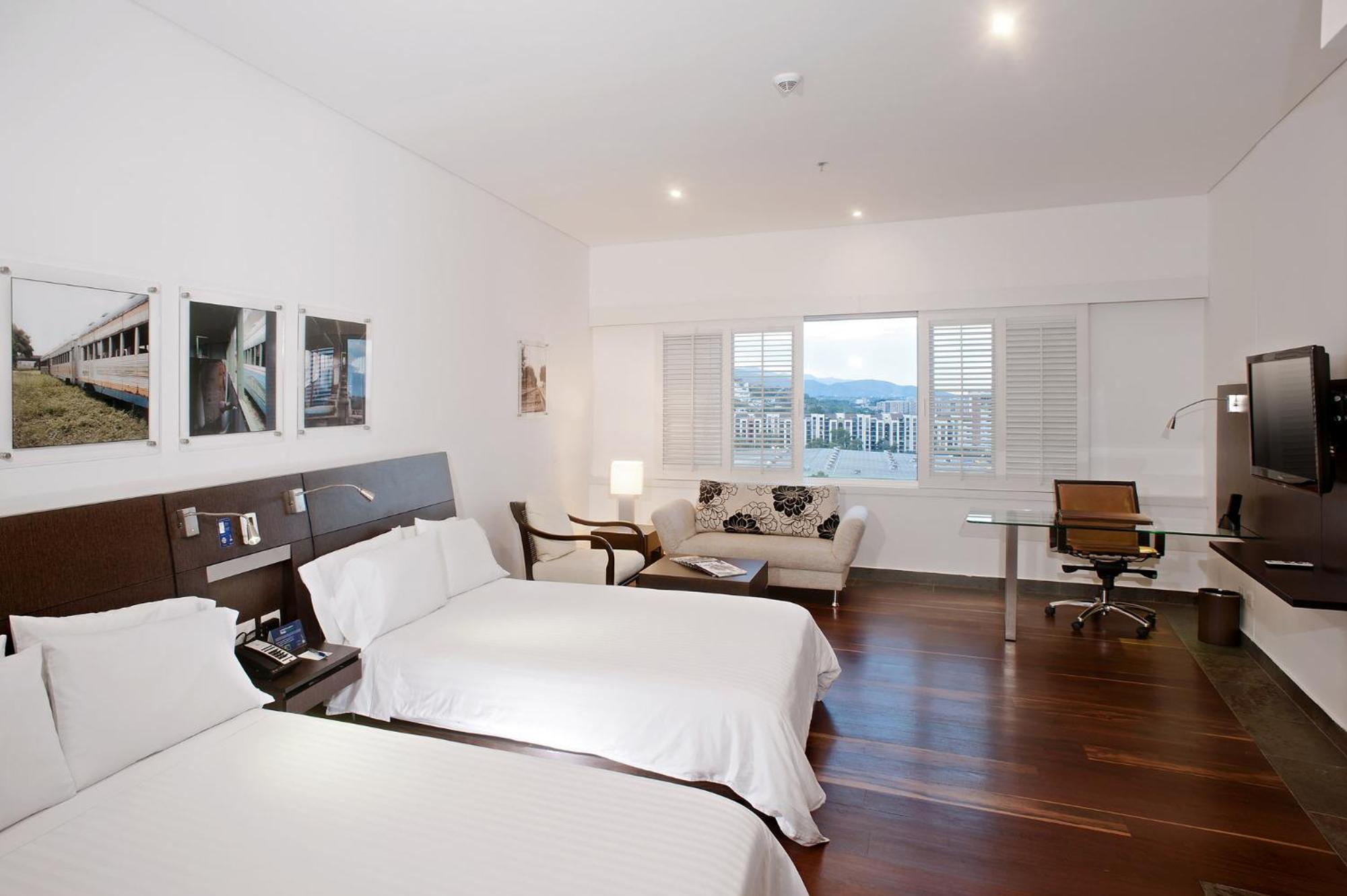 Luxury Twin Room