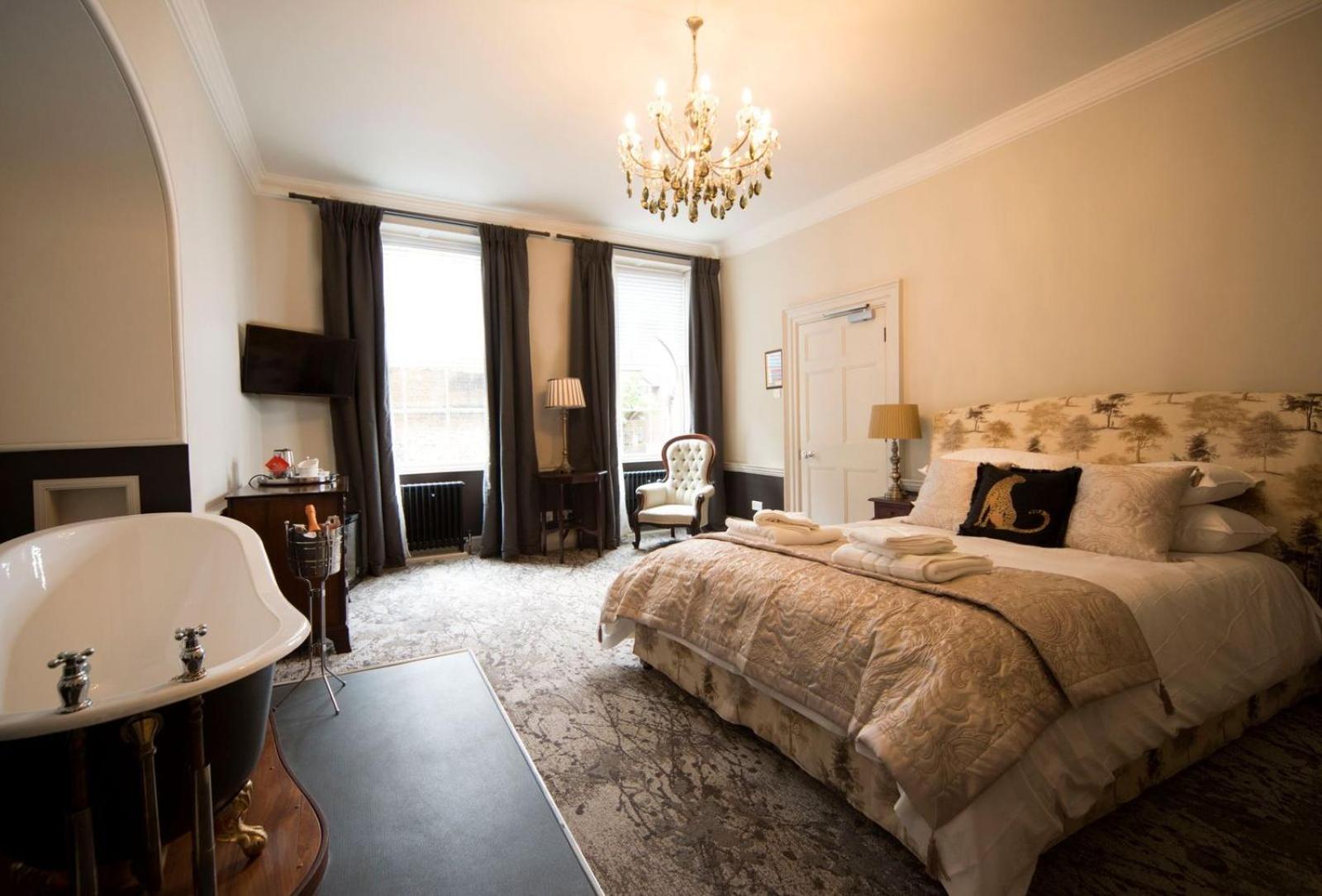 Deluxe Double Room photo 3